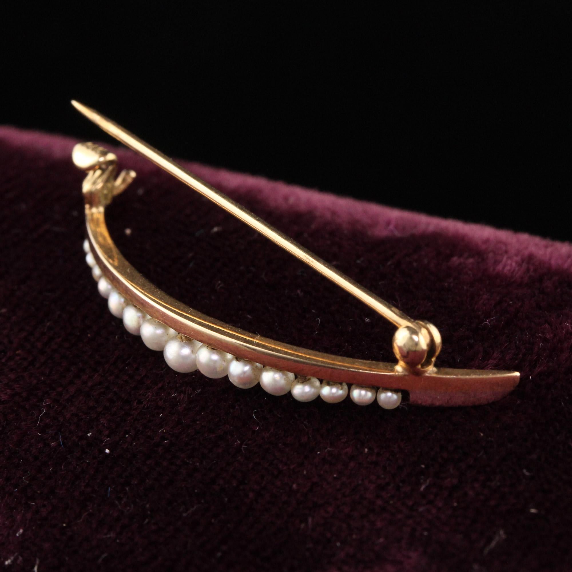 Antique Art Deco 14K Yellow Gold Natural Pearl Crescent Pin In Good Condition For Sale In Great Neck, NY
