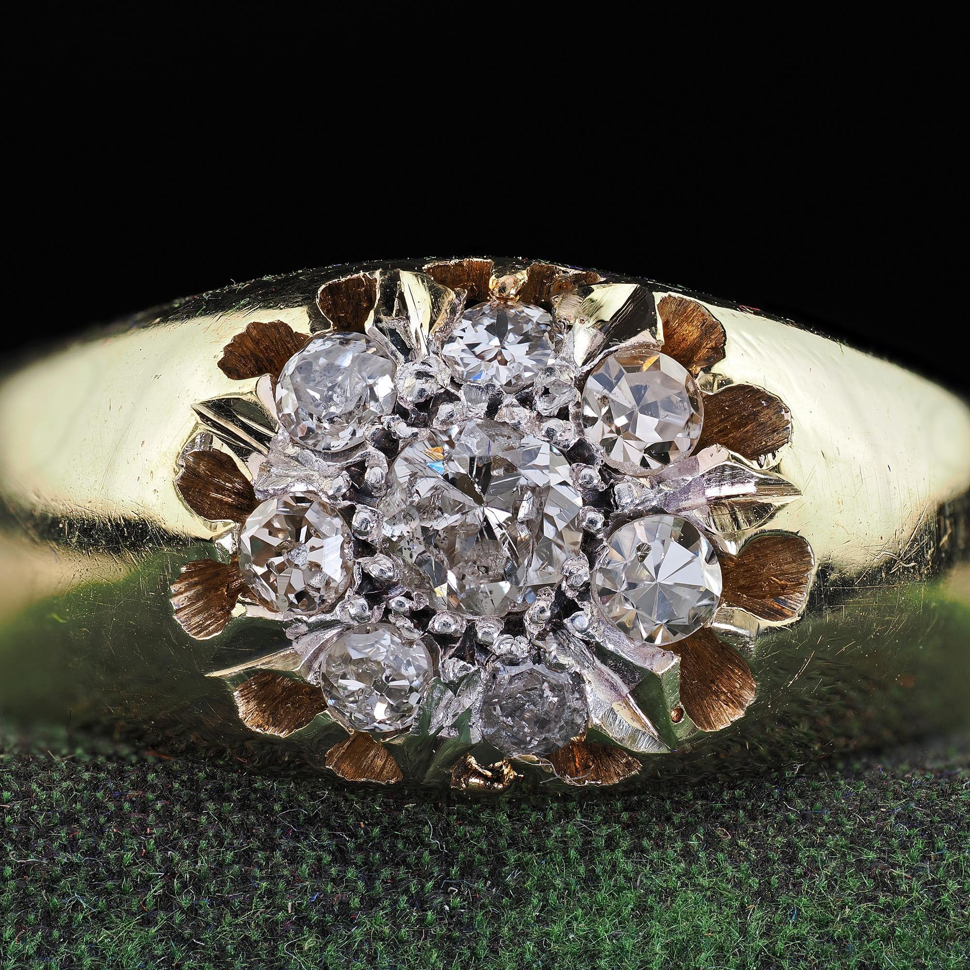 Bague de fiançailles Art déco ancienne en or jaune 14 carats avec grappe de diamants taille ancienne en vente 1