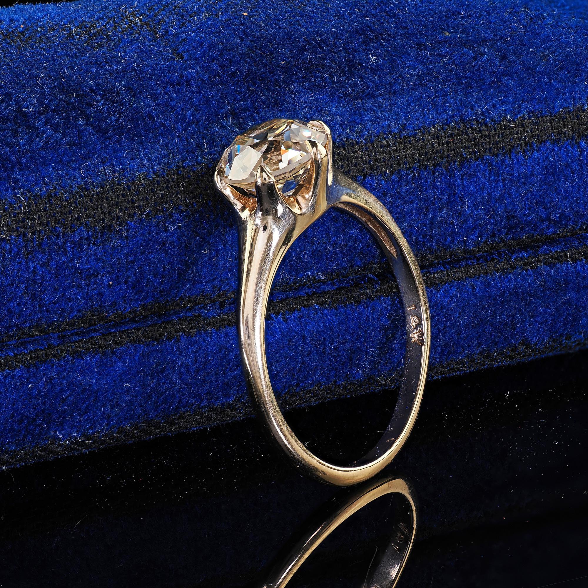 Art Déco Anello di fidanzamento con diamante antico Art Deco in oro giallo 14K - GIA in vendita