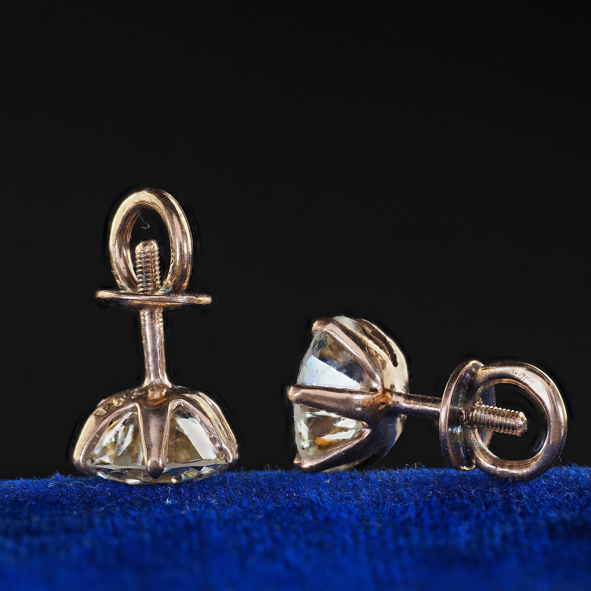 Antique Art Deco 14K Yellow Gold Old European Cut Diamond Stud Earrings - GIA In Good Condition For Sale In Great Neck, NY