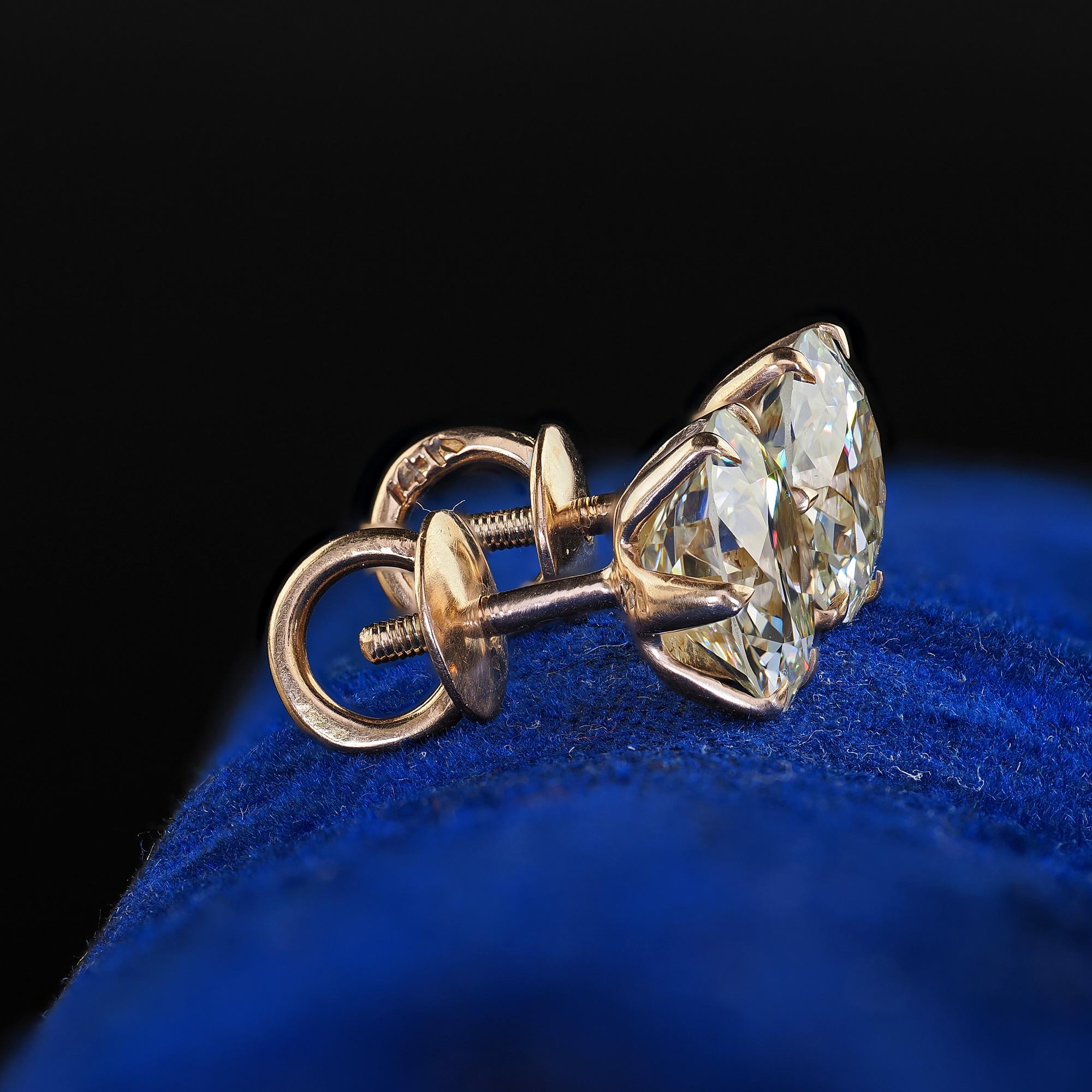 Antique Art Deco 14K Yellow Gold Old European Cut Diamond Stud Earrings - GIA For Sale 2