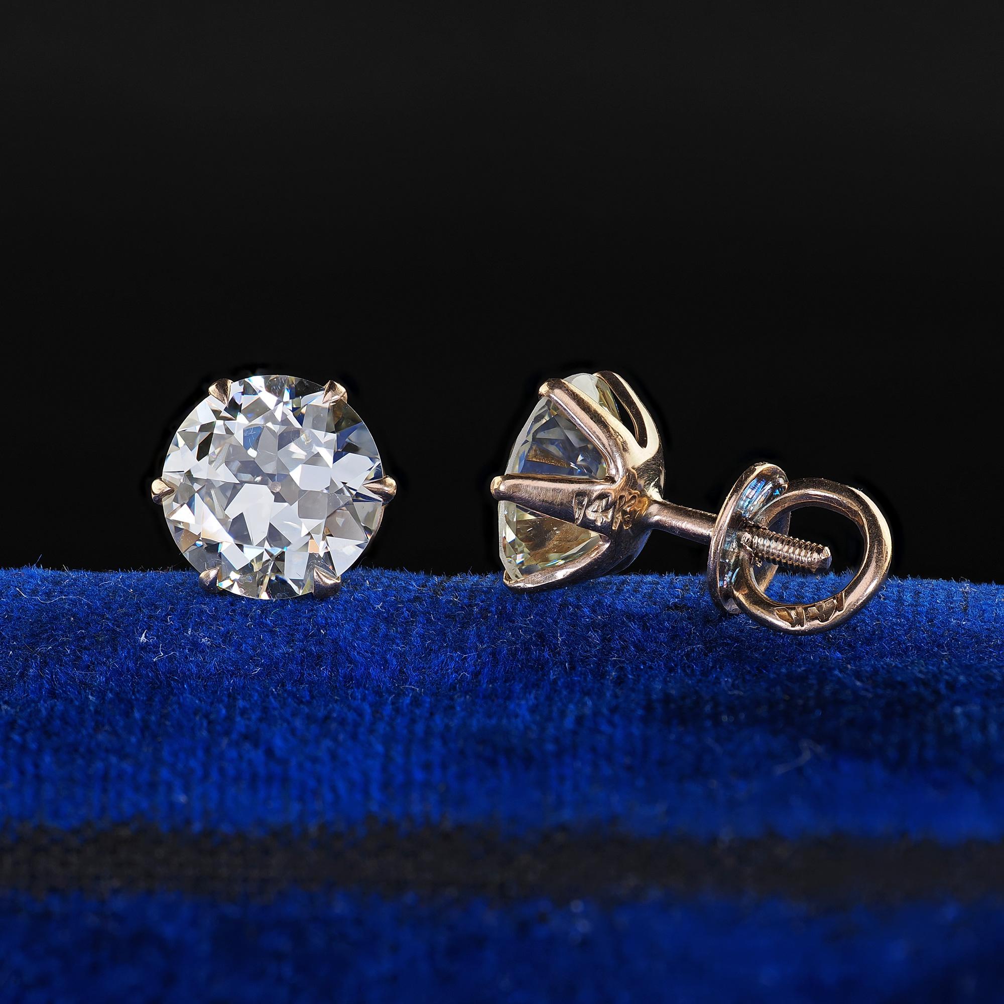 Antique Art Deco 14K Yellow Gold Old European Cut Diamond Stud Earrings - GIA For Sale 3