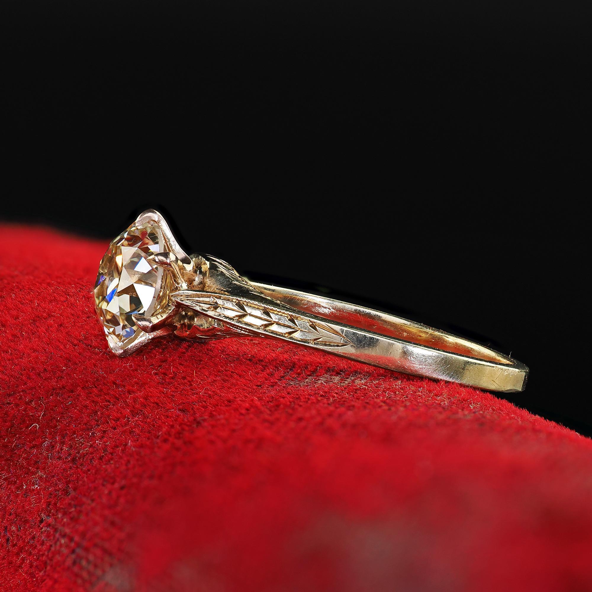 Antiker Art Deco 14K Gelbgold Alter europäischer Diamant Verlobungsring - GIA im Zustand „Gut“ im Angebot in Great Neck, NY