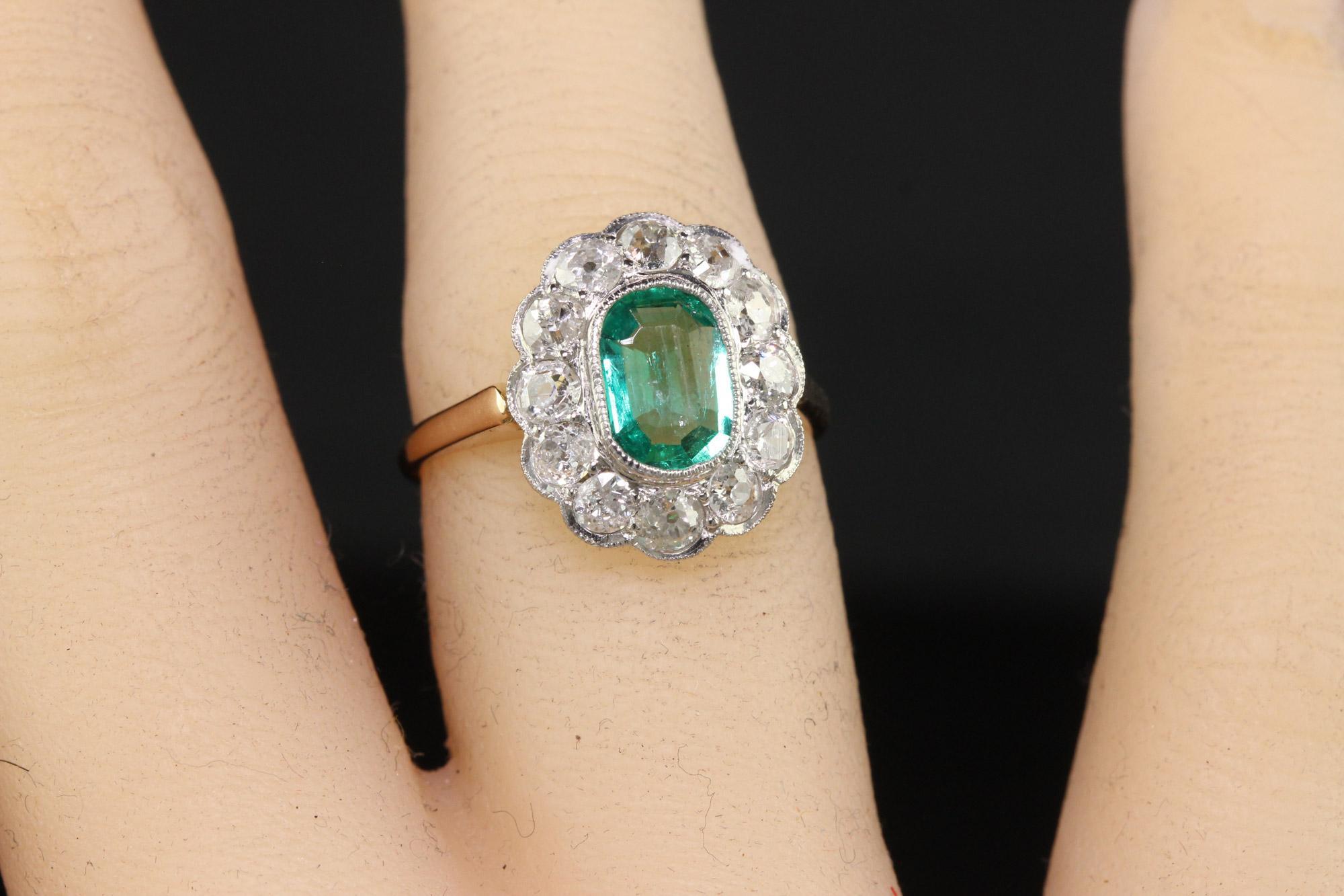 Antique Art Deco 14K Yellow Gold Old Mine Diamond and Emerald Engagement Ring For Sale 3