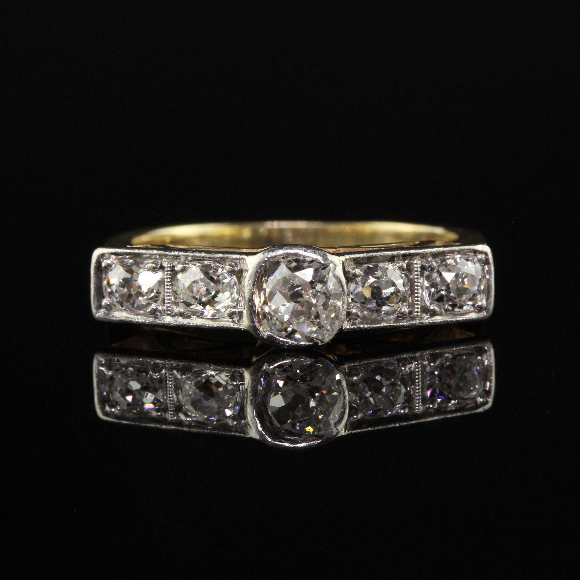 Antique Art Deco 14K Yellow Gold Old Mine Diamond Wedding Band Ring In Good Condition For Sale In Great Neck, NY