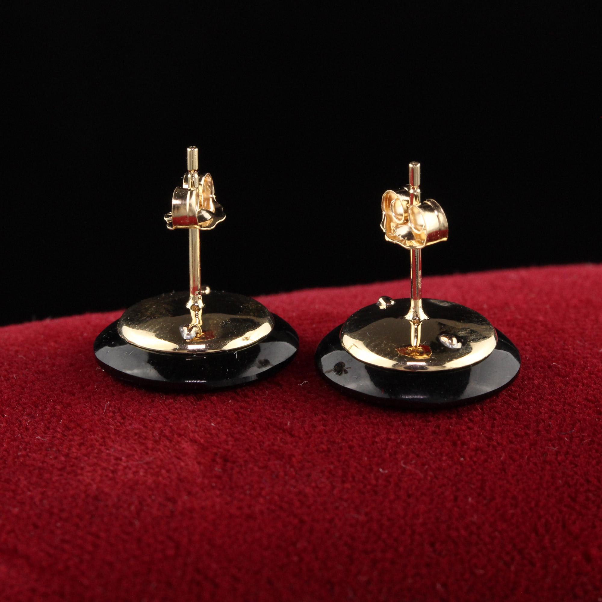 Antique Art Deco 14K Yellow Gold Platinum and Onyx Diamond Button Earrings In Good Condition For Sale In Great Neck, NY