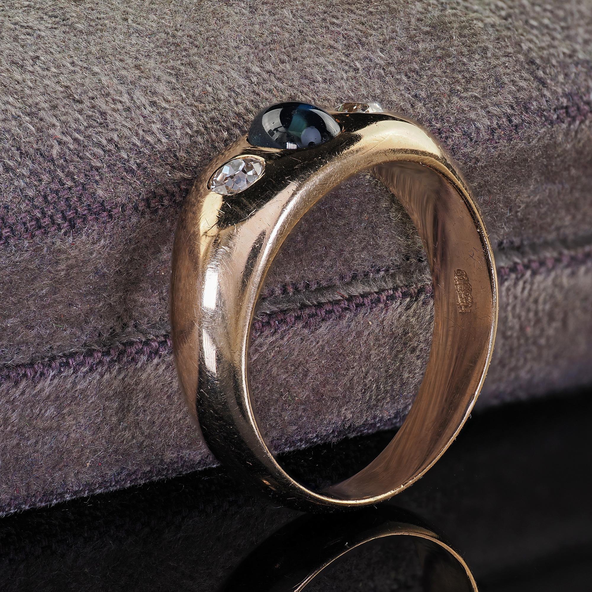 Cabochon Antique Art Deco 14K Yellow Gold Sapphire and Diamond Three Stone Ring For Sale