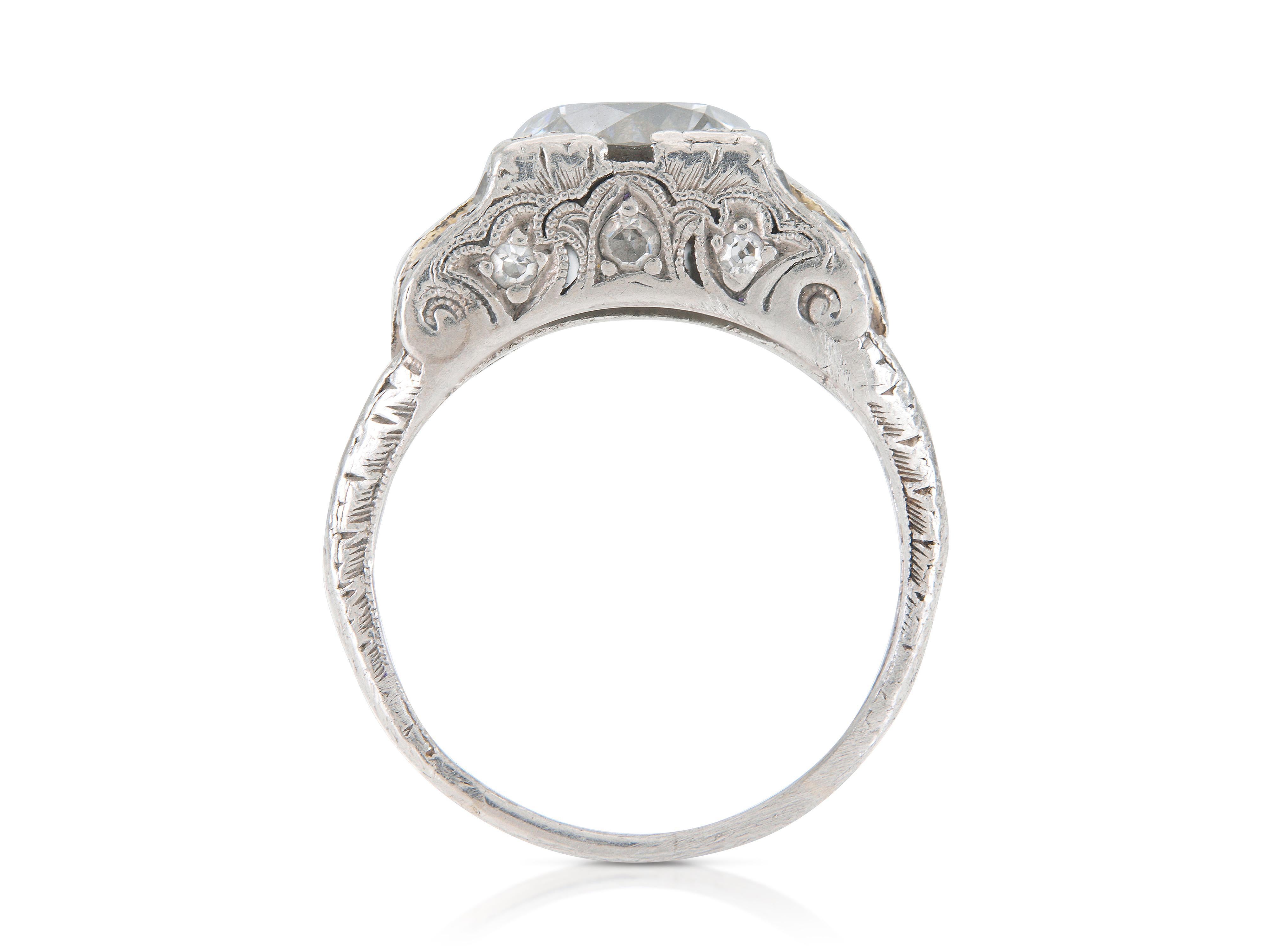 Taille vieille Europe Bague de fiançailles ancienne Art Deco 1,62 carat Old European Cut Diamond en vente