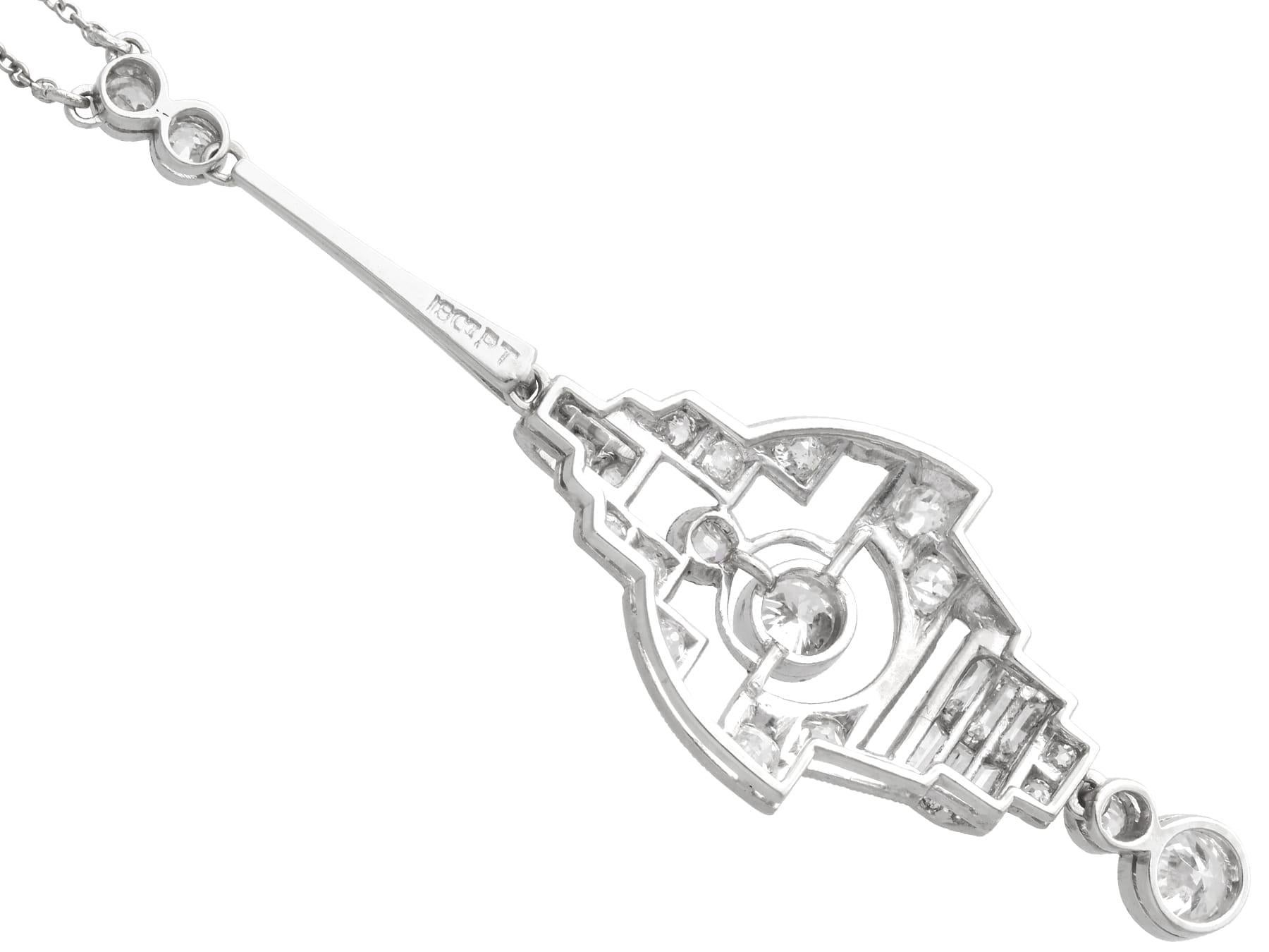 Antique Art Deco 1.67 Carat Diamond and 18k White Gold Pendant Circa 1935 For Sale 1