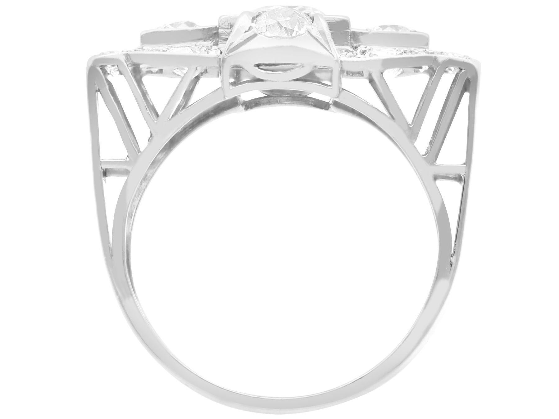 Women's or Men's Antique Art Deco 1.73 Carat Diamond and Platinum Cocktail Ring For Sale