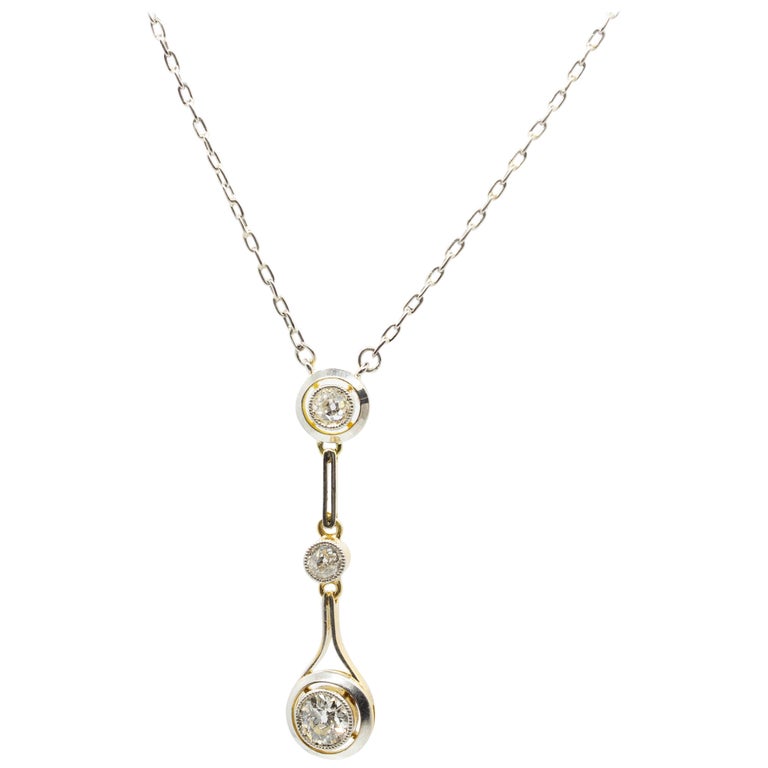 Antique Art Deco 18 Karat and Platinum Diamonds Pendant For Sale at 1stDibs