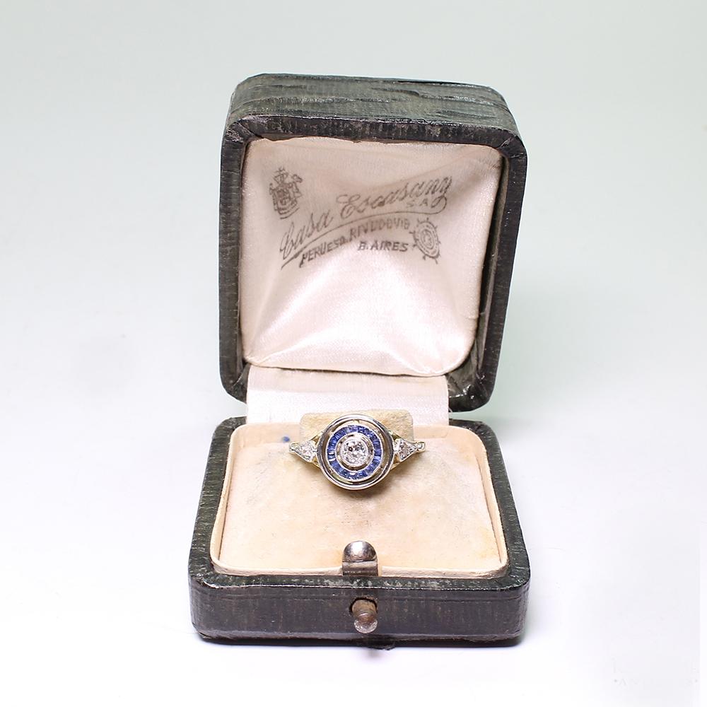 Antique Art Deco 18 Karat Gold Diamond and Sapphire Ring 3