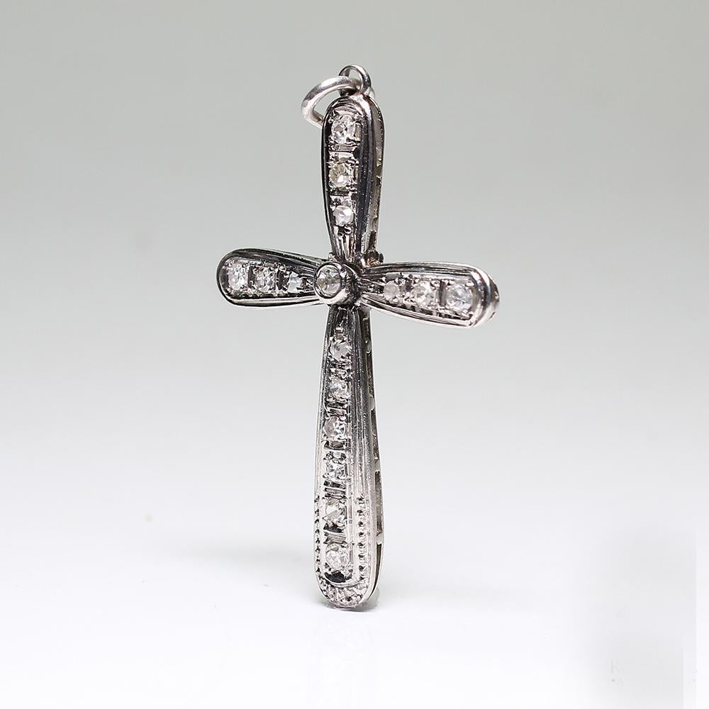 Women's or Men's Antique Art Deco 18 Karat Gold Diamond Cross