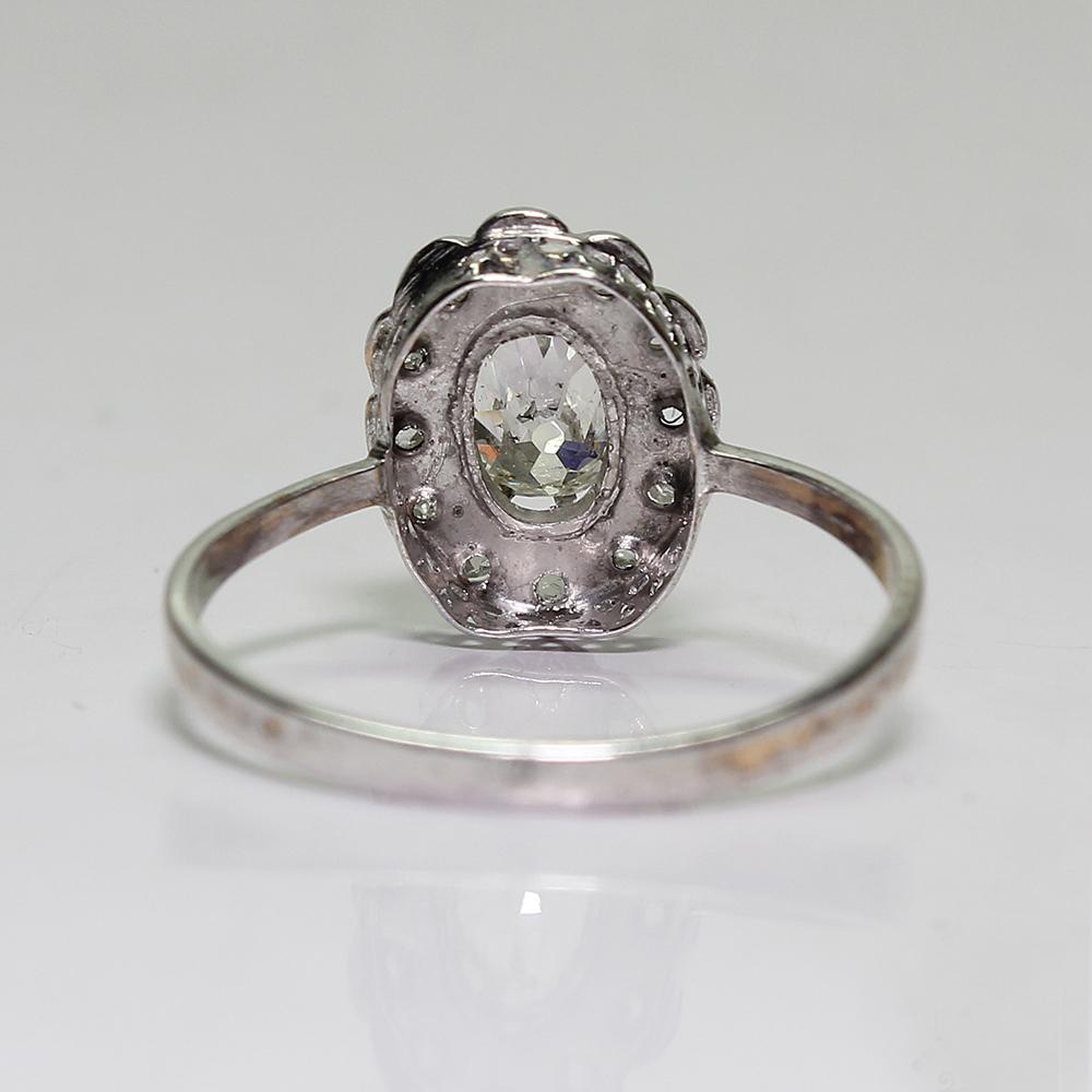Antique Art Deco 18 Karat Gold Diamond Ring In Excellent Condition In Miami, FL
