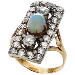 Antique Art Deco 18 Karat Gold Stunning Ladies Opal and Diamond Ring