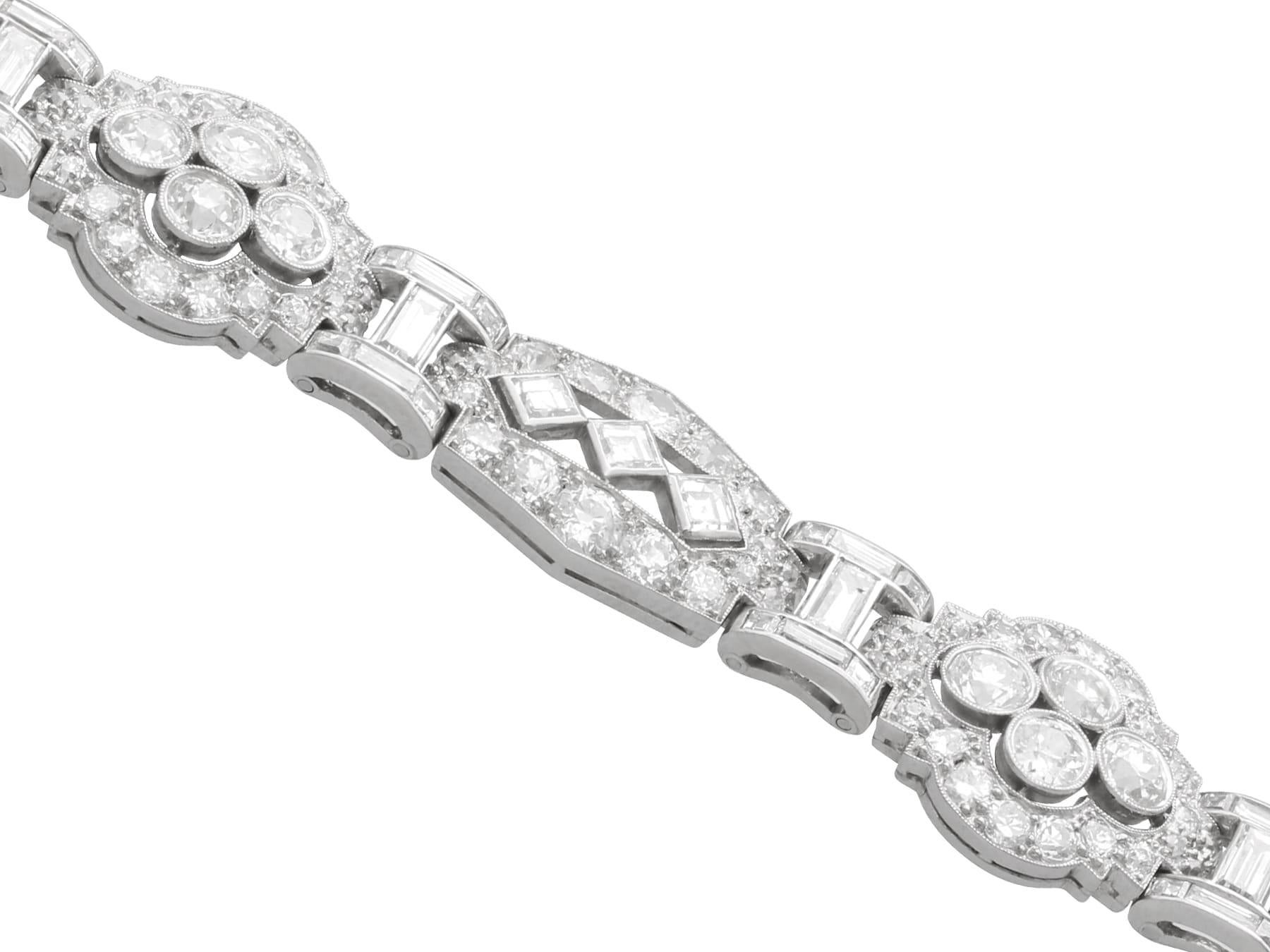 Bracelet Art déco ancien en platine et diamants de 18,36 carats, c. 1920 en vente 1