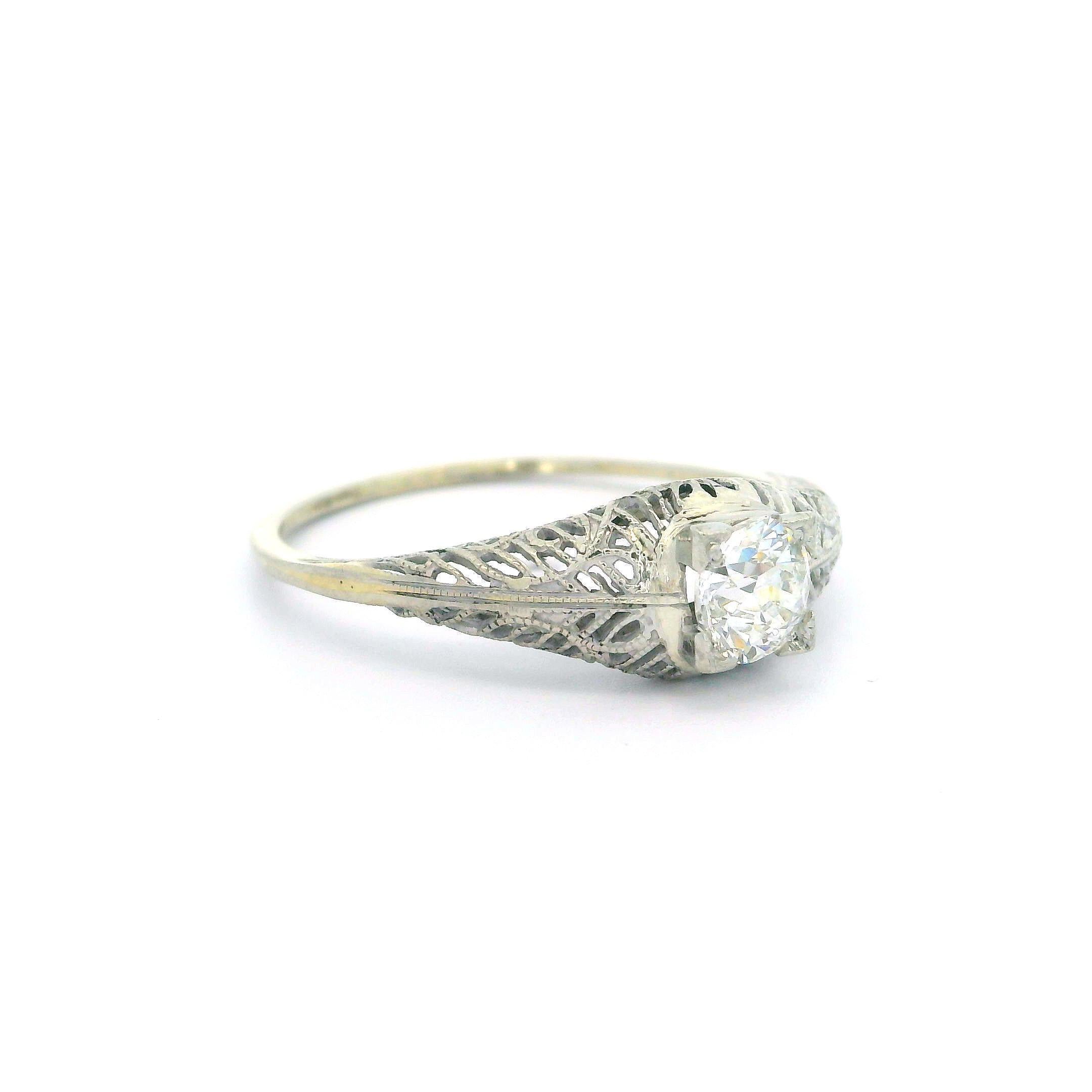 Cushion Cut Antique Art Deco 18k Gold Gia 0.54ct Cushion Diamond Filigree Engagement Ring For Sale