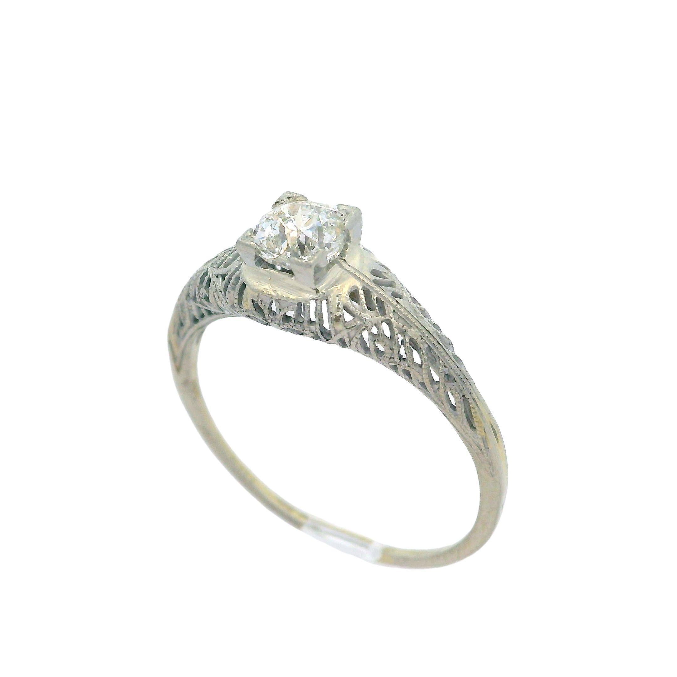 Women's Antique Art Deco 18k Gold Gia 0.54ct Cushion Diamond Filigree Engagement Ring For Sale