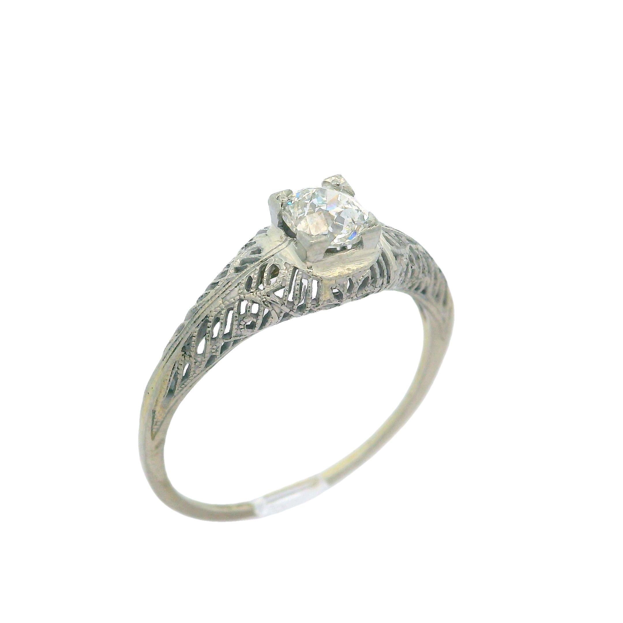 Antique Art Deco 18k Gold Gia 0.54ct Cushion Diamond Filigree Engagement Ring For Sale 1
