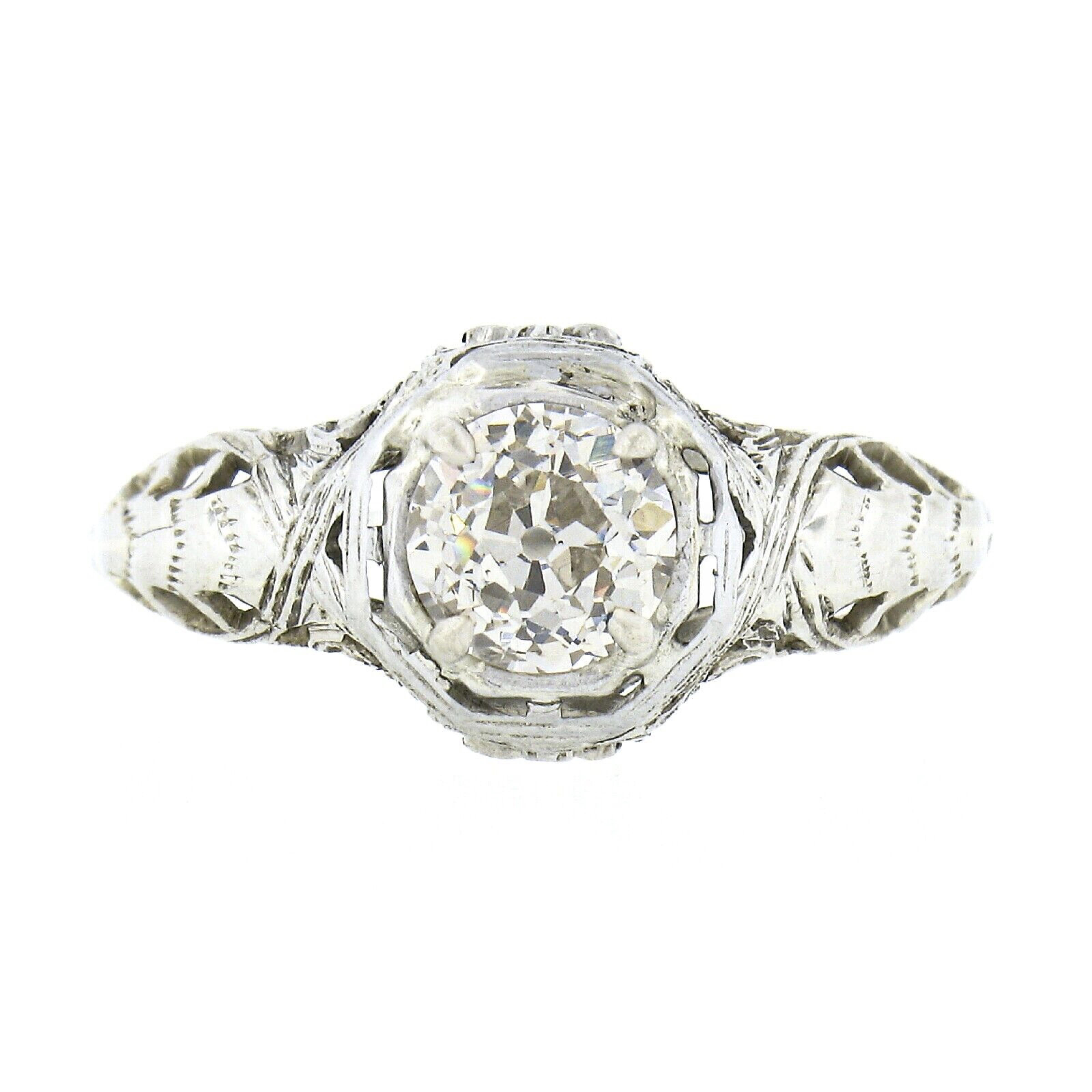 Antique Art Deco 18k Gold GIA 0.94ctw European Diamond Filigree Engagement Ring In Good Condition For Sale In Montclair, NJ