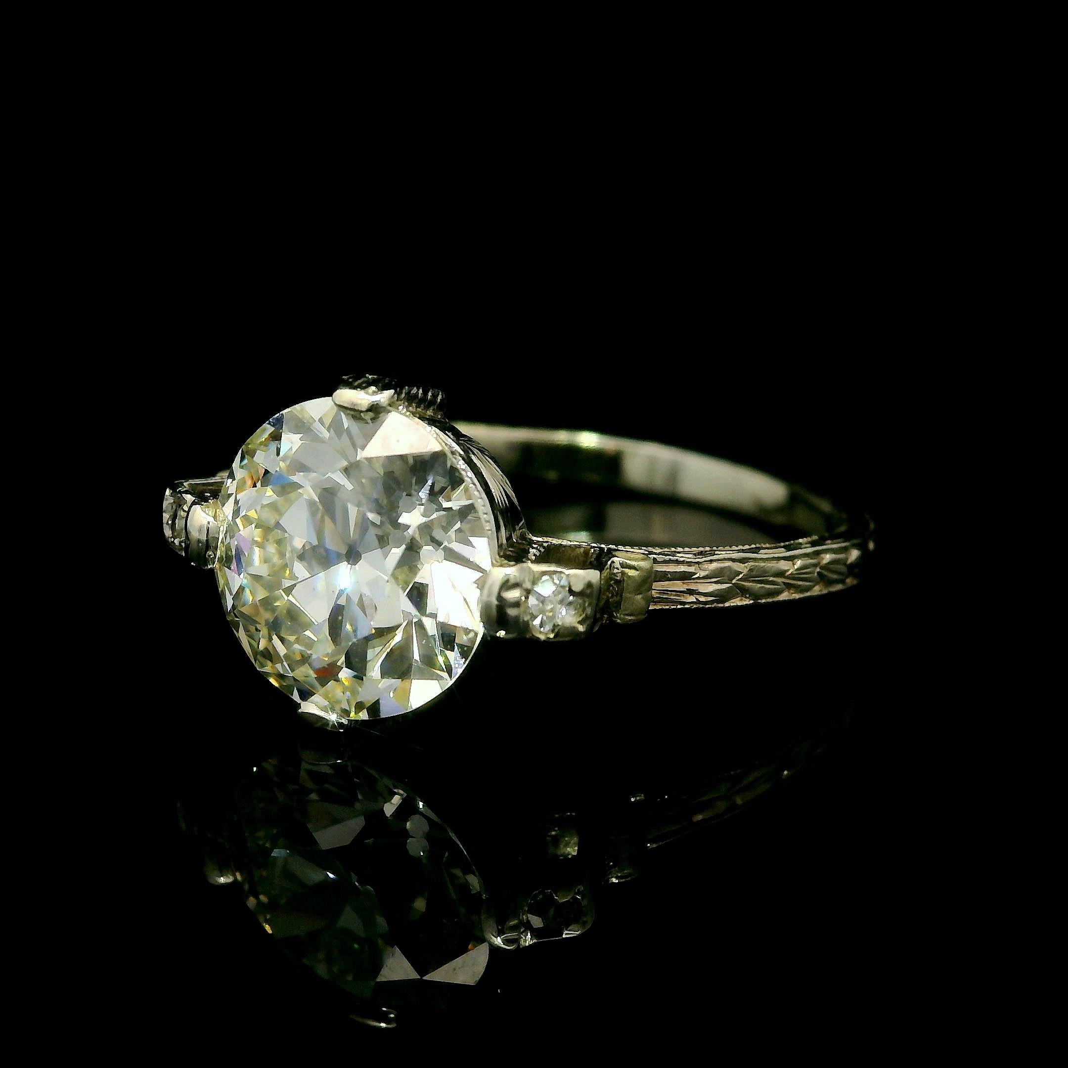 Bague Art déco ancienne gravée à la main en or 18 carats Gia, diamant ancien de 2,37 carats en vente 1