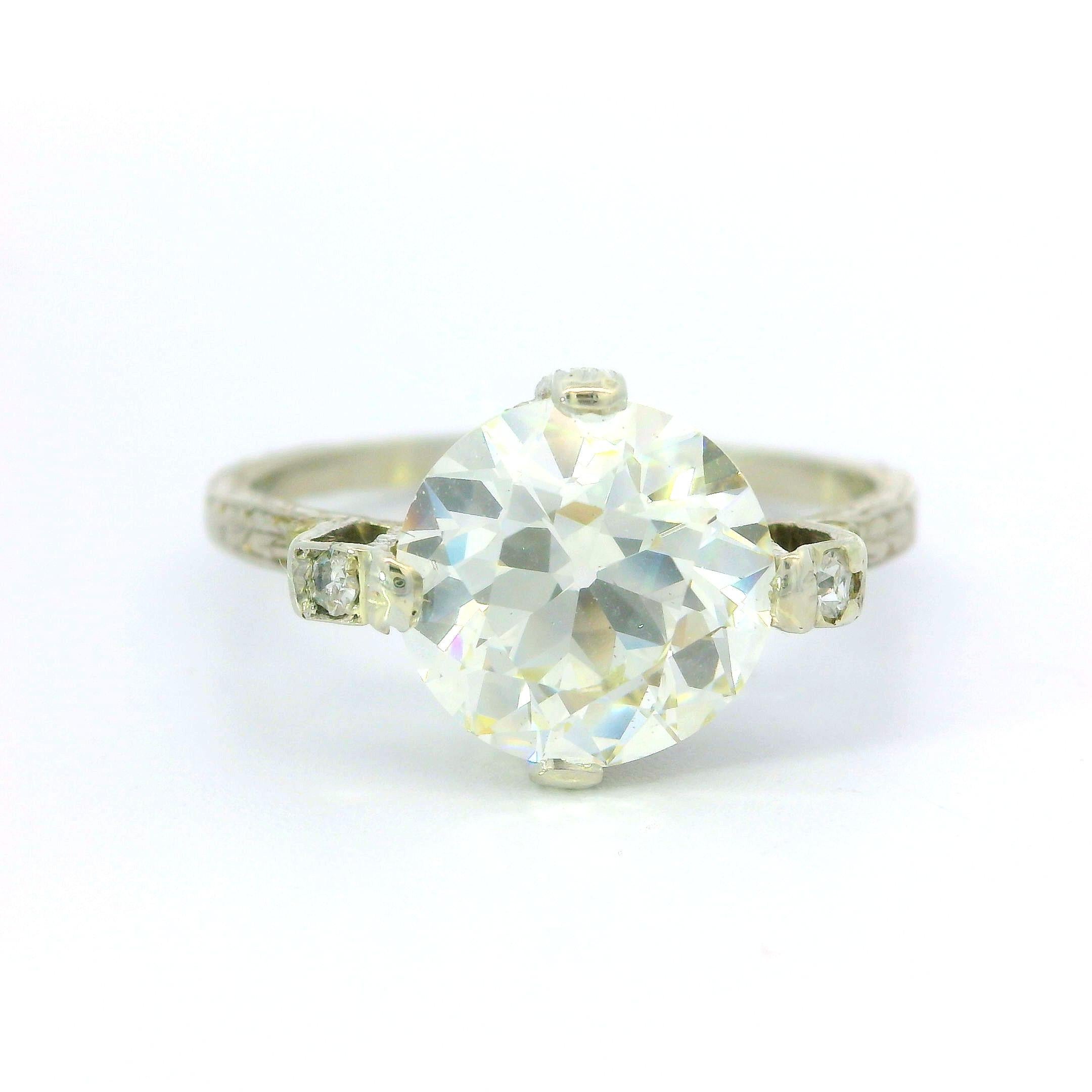 Bague Art déco ancienne gravée à la main en or 18 carats Gia, diamant ancien de 2,37 carats en vente 3