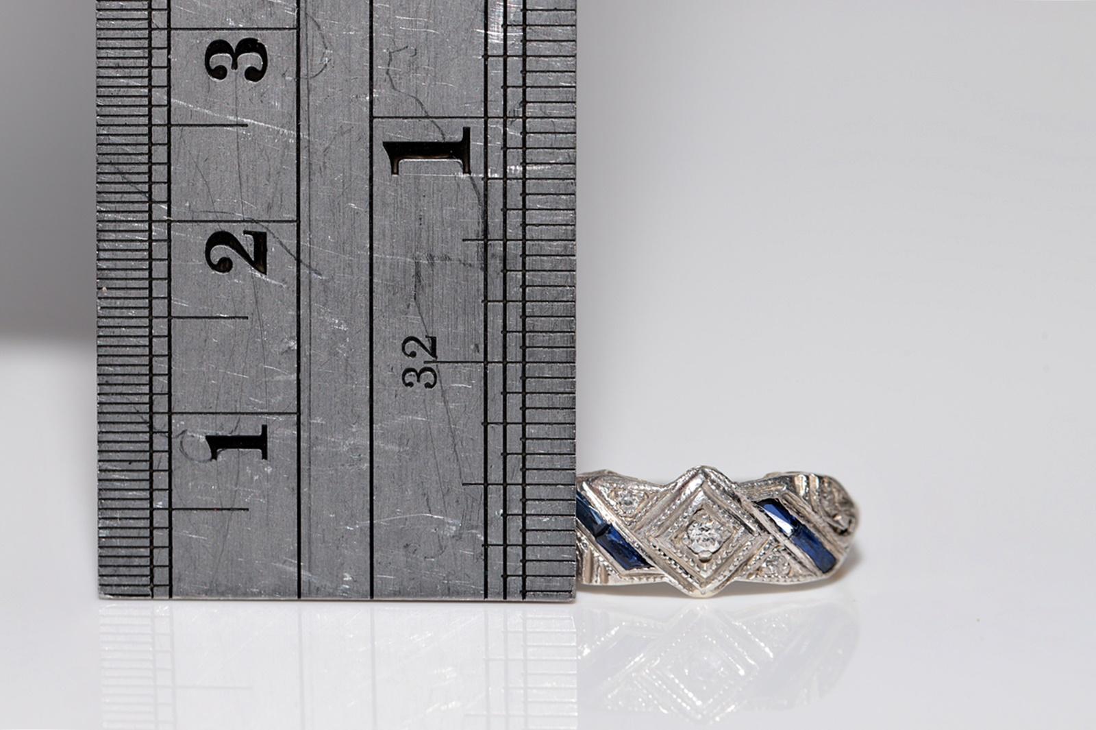 Art déco ancien  Bague en or 18 carats avec diamants naturels et saphirs en vente 11