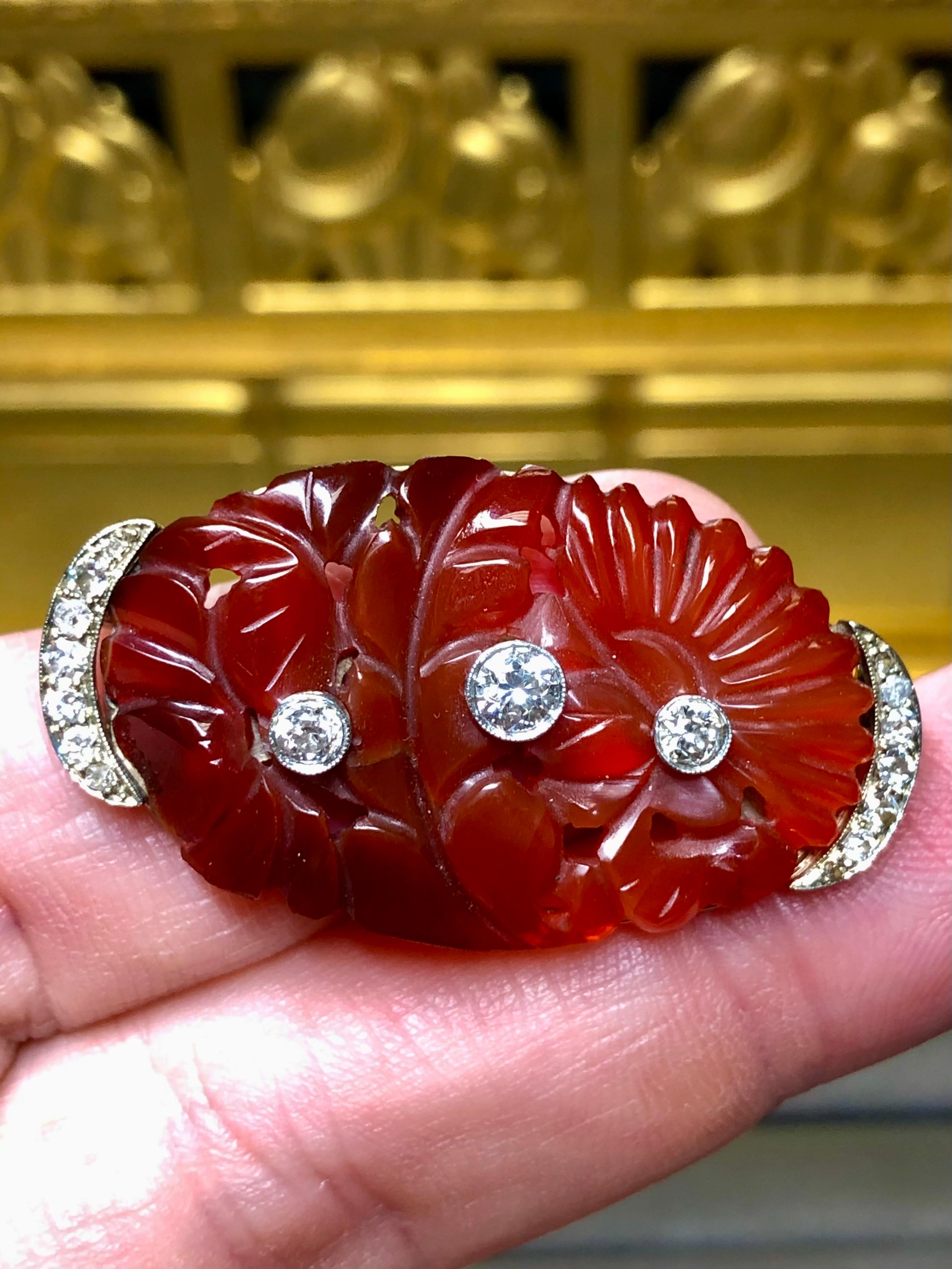 Women's or Men's Antique ART DECO 18K Old European Cut Diamond Carved Carnelian Floral Brooch