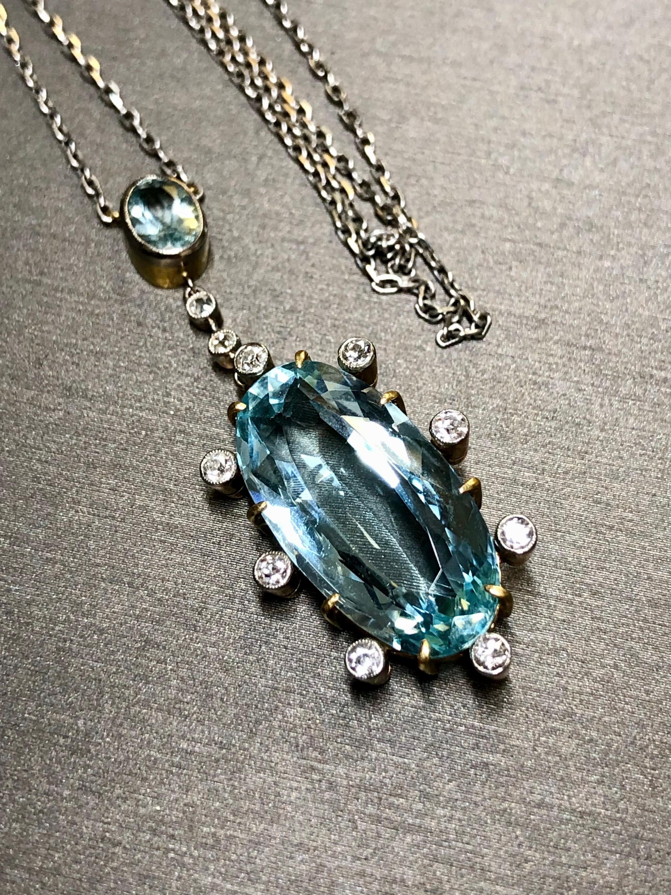 Antique Art Deco 18K Platinum Aquamarine Mine Cut Diamond Y-Drop Necklace For Sale 2