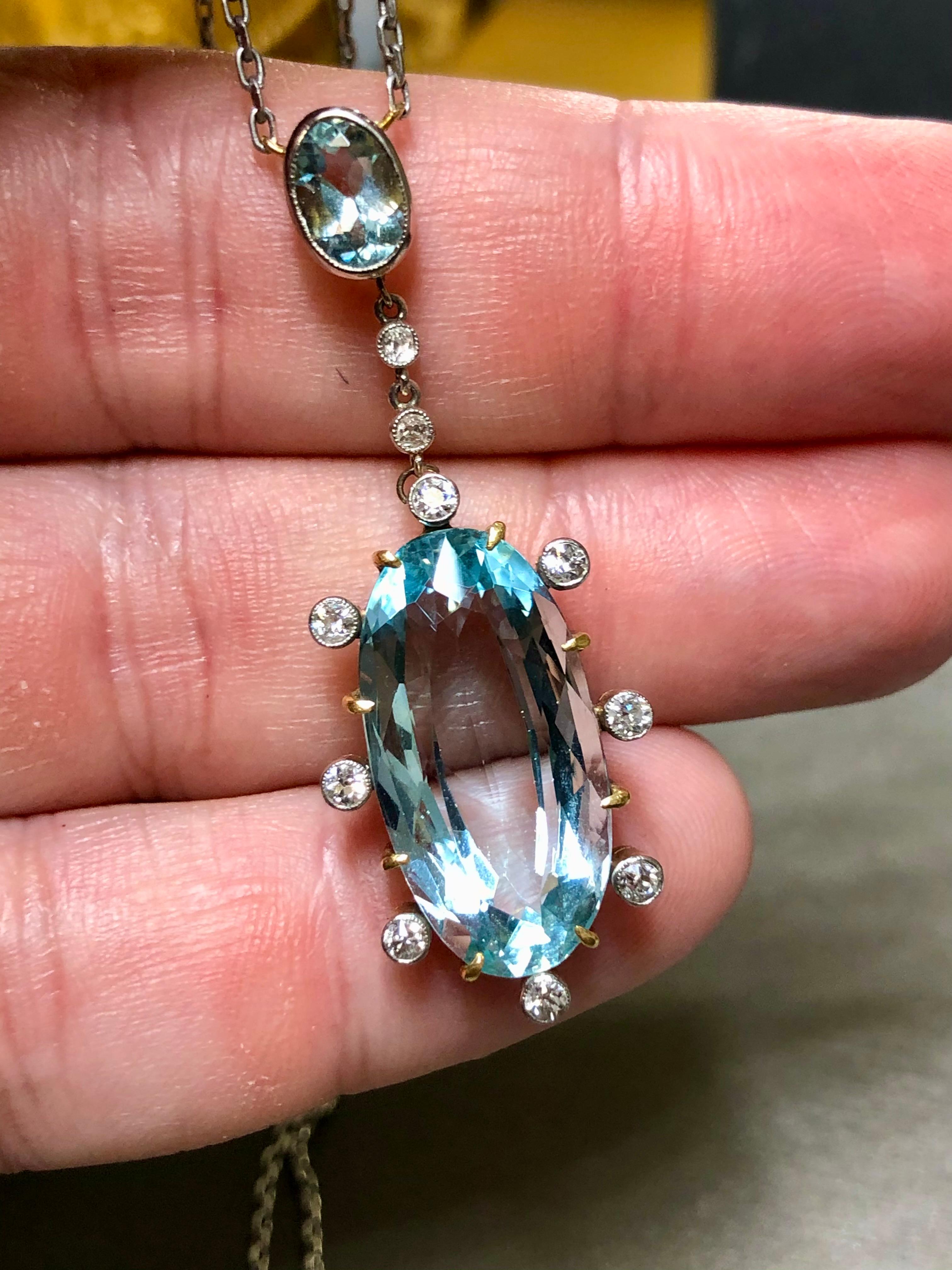 Antique Art Deco 18K Platinum Aquamarine Mine Cut Diamond Y-Drop Necklace For Sale 4
