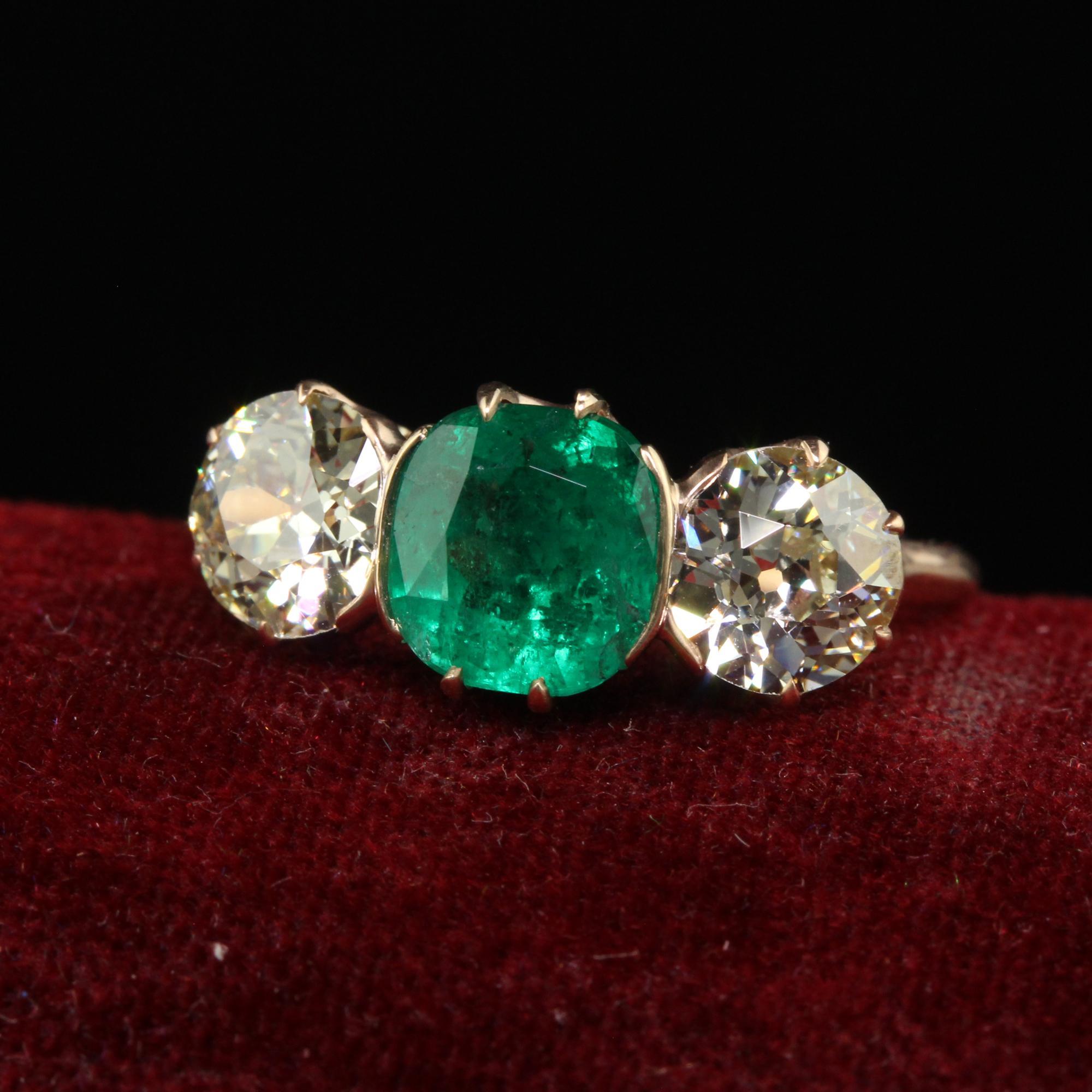 Antique Art Deco 18K Rose Gold Old Euro Diamond Emerald Three Stone Ring - GIA In Good Condition For Sale In Great Neck, NY
