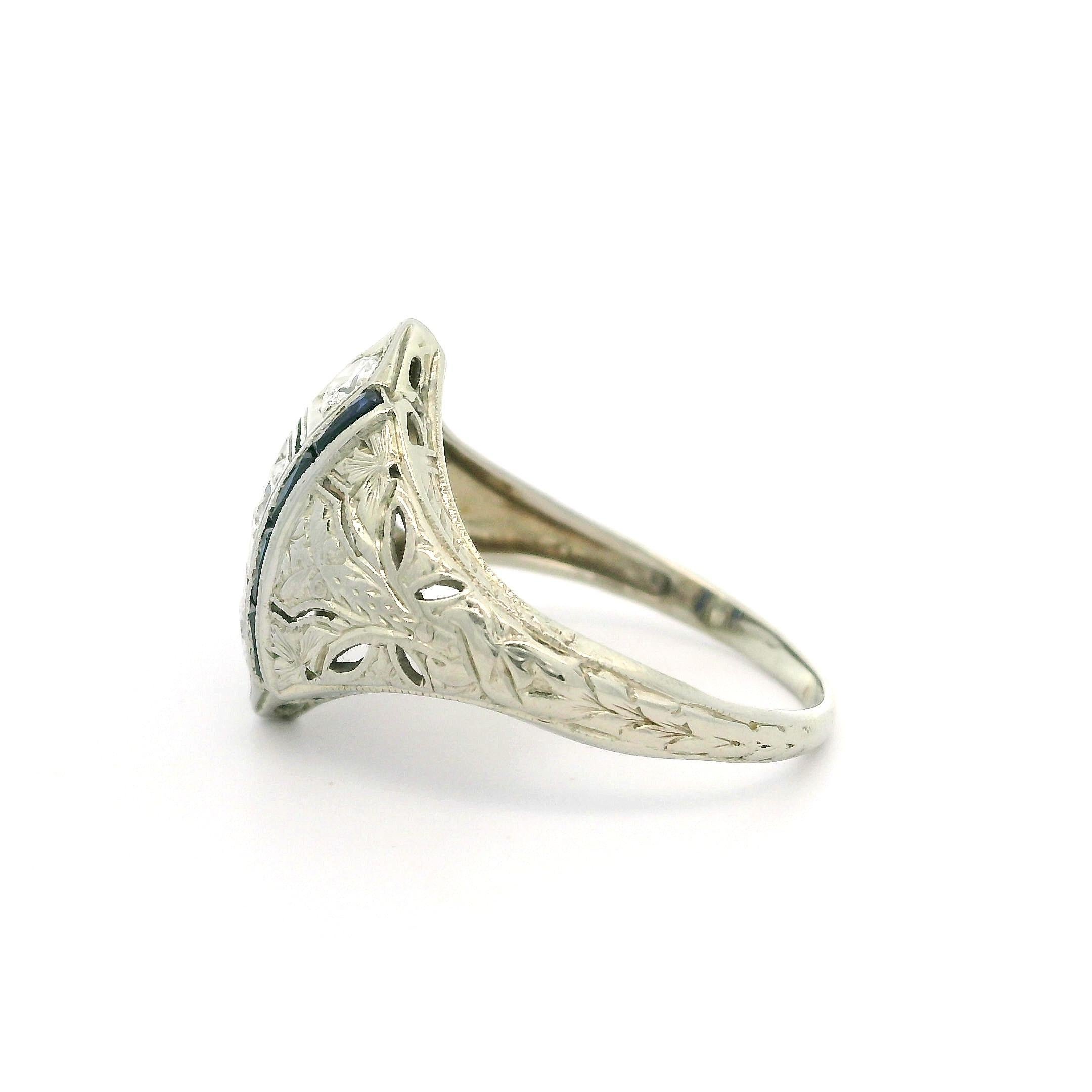 Antique Art Deco 18k White Gold 0.33ctw Old Cut Diamond & Sapphire Engraved Ring In Good Condition For Sale In Montclair, NJ