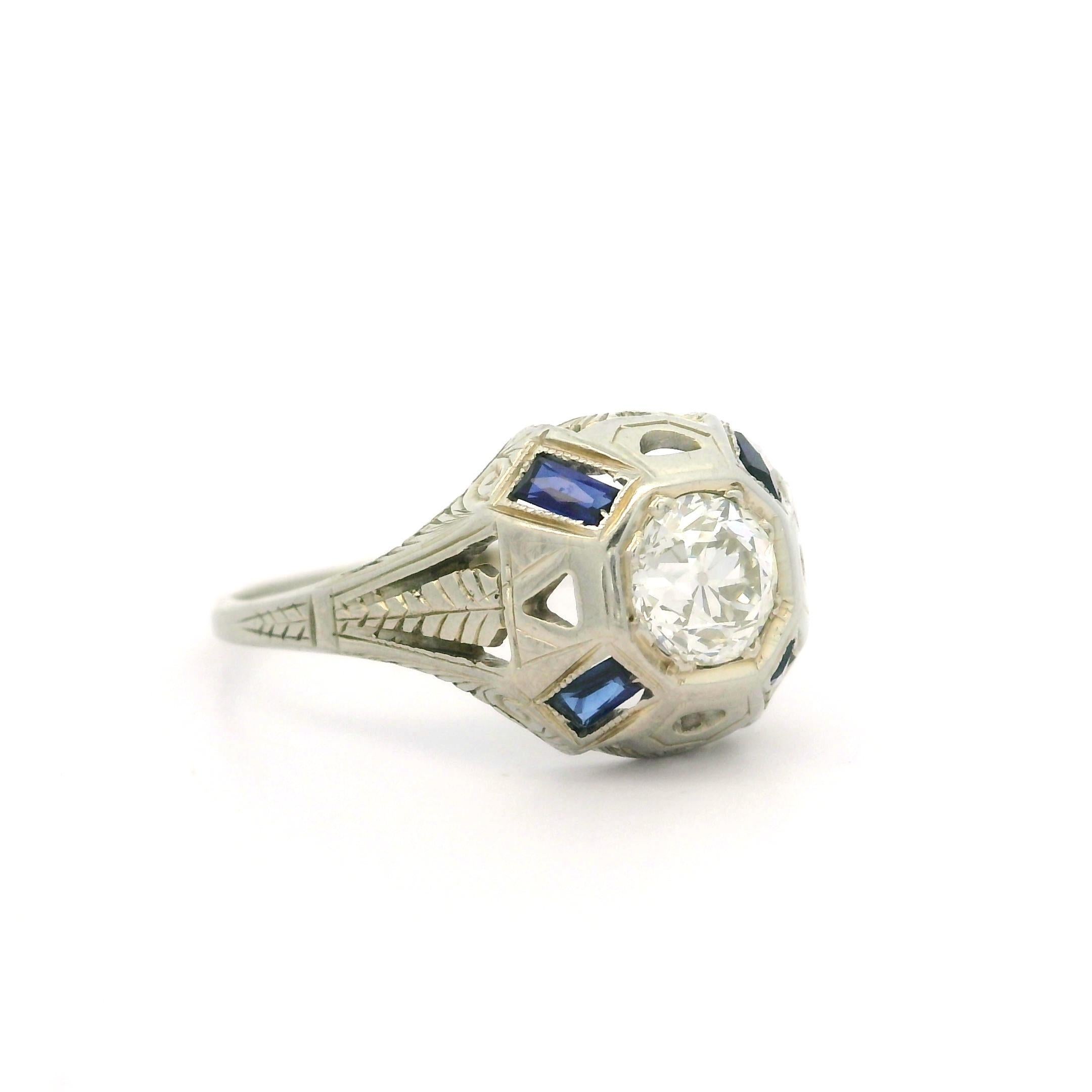 Antiker Art Deco 18k Weißgold 0,52 Karat Diamant Saphir gravierter Weizenarbeitsring Damen im Angebot