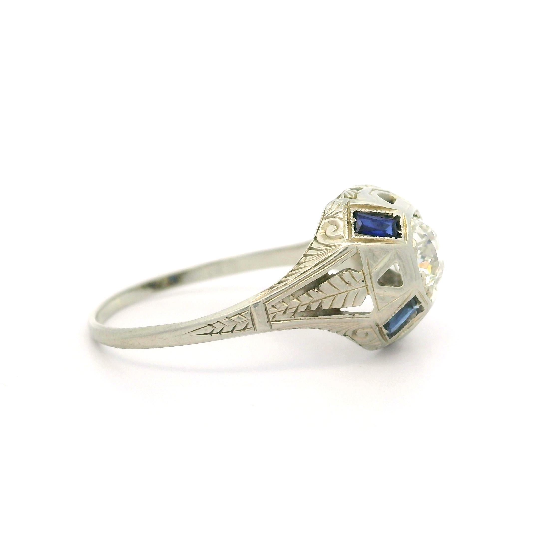 Antiker Art Deco 18k Weißgold 0,52 Karat Diamant Saphir gravierter Weizenarbeitsring im Angebot 1