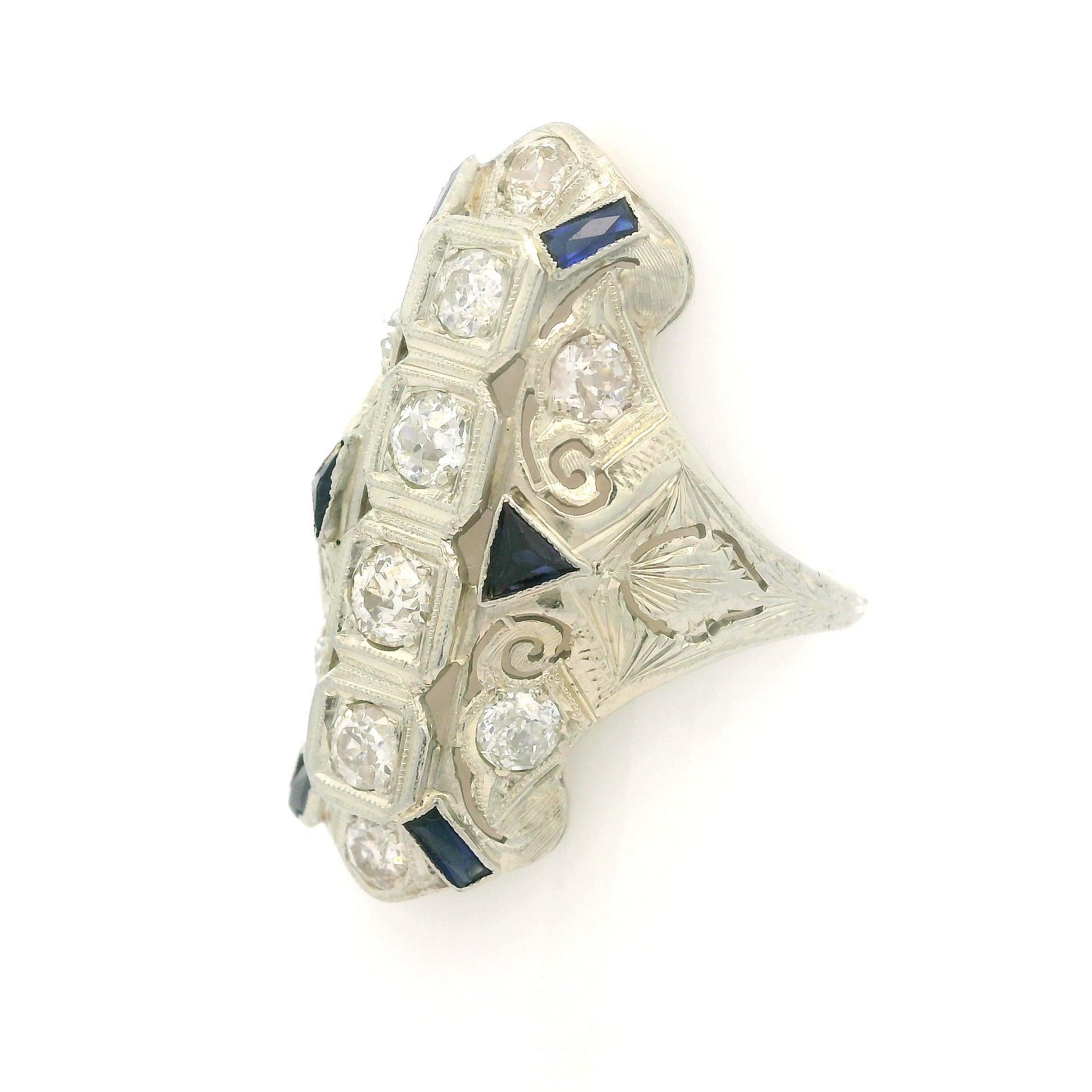 Taille vieille Europe Longue bague de soirée Art déco en or blanc 18 carats avec diamant européen ancien de 1,25 carat en vente