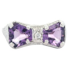 Bague Art déco ancienne nœud papillon filigrane en or blanc 18 carats avec améthyste et diamants