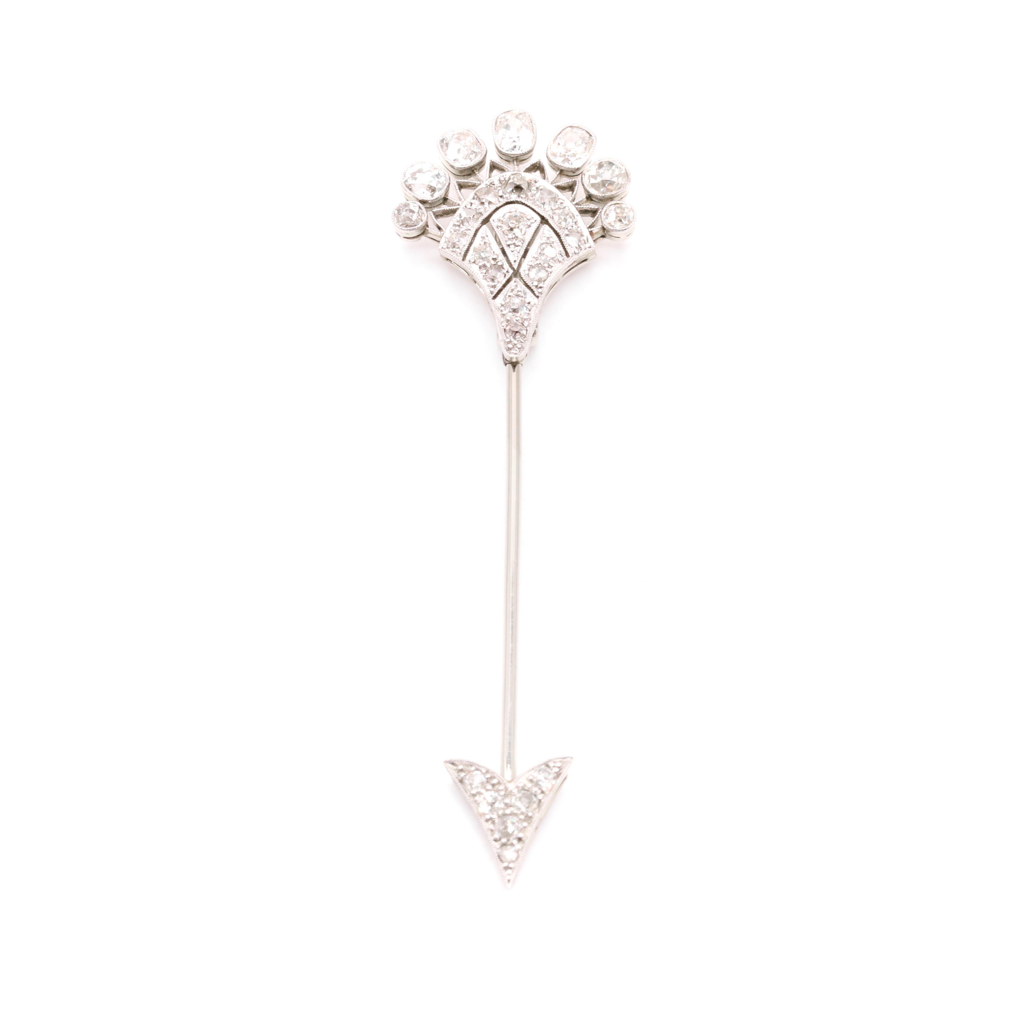 Antique Art Deco 18K White Gold and Platinum 2.2ct Diamond Arrow Jabot Pin For Sale 1