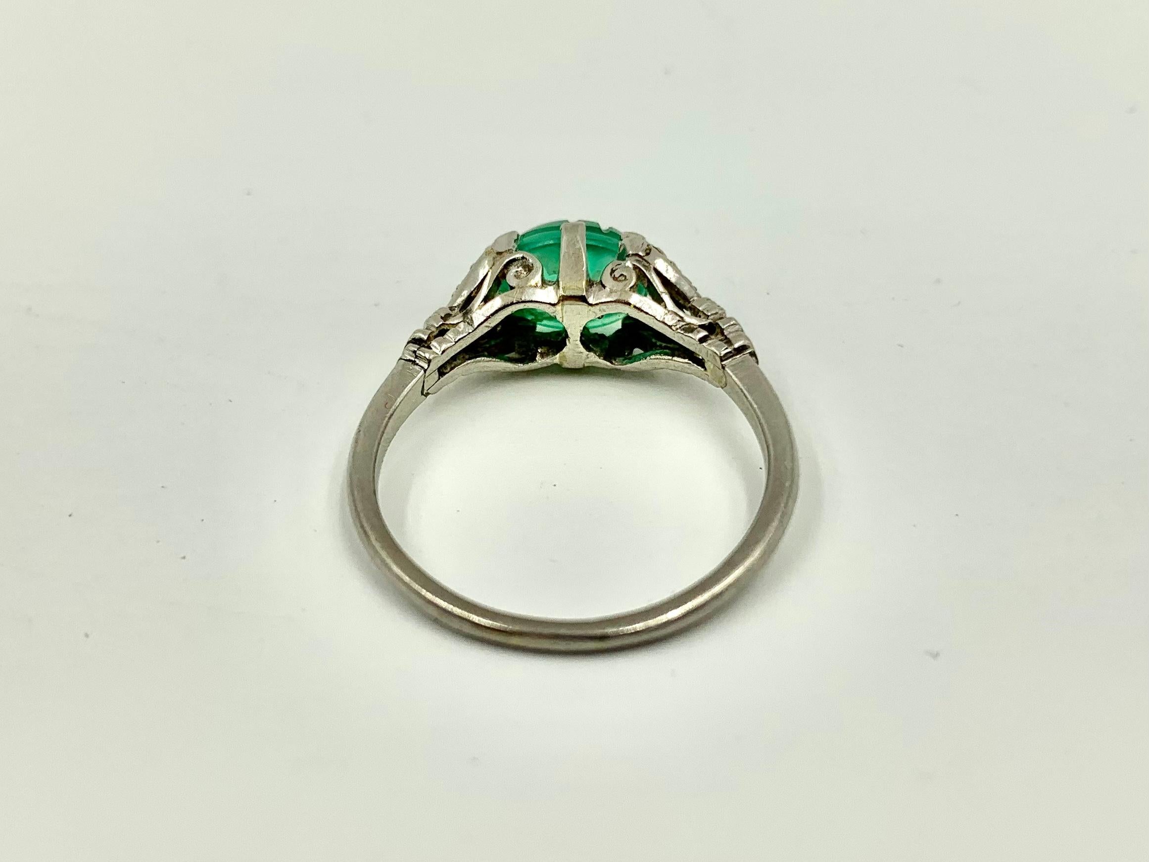Antique Art Deco 18K White Gold Diamond, Carved Green Onyx Scarab Amulet Ring For Sale 2