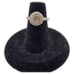 Antiker Art Deco 18K Weißgold Diamant-Cluster-Ring mit Diamanten
