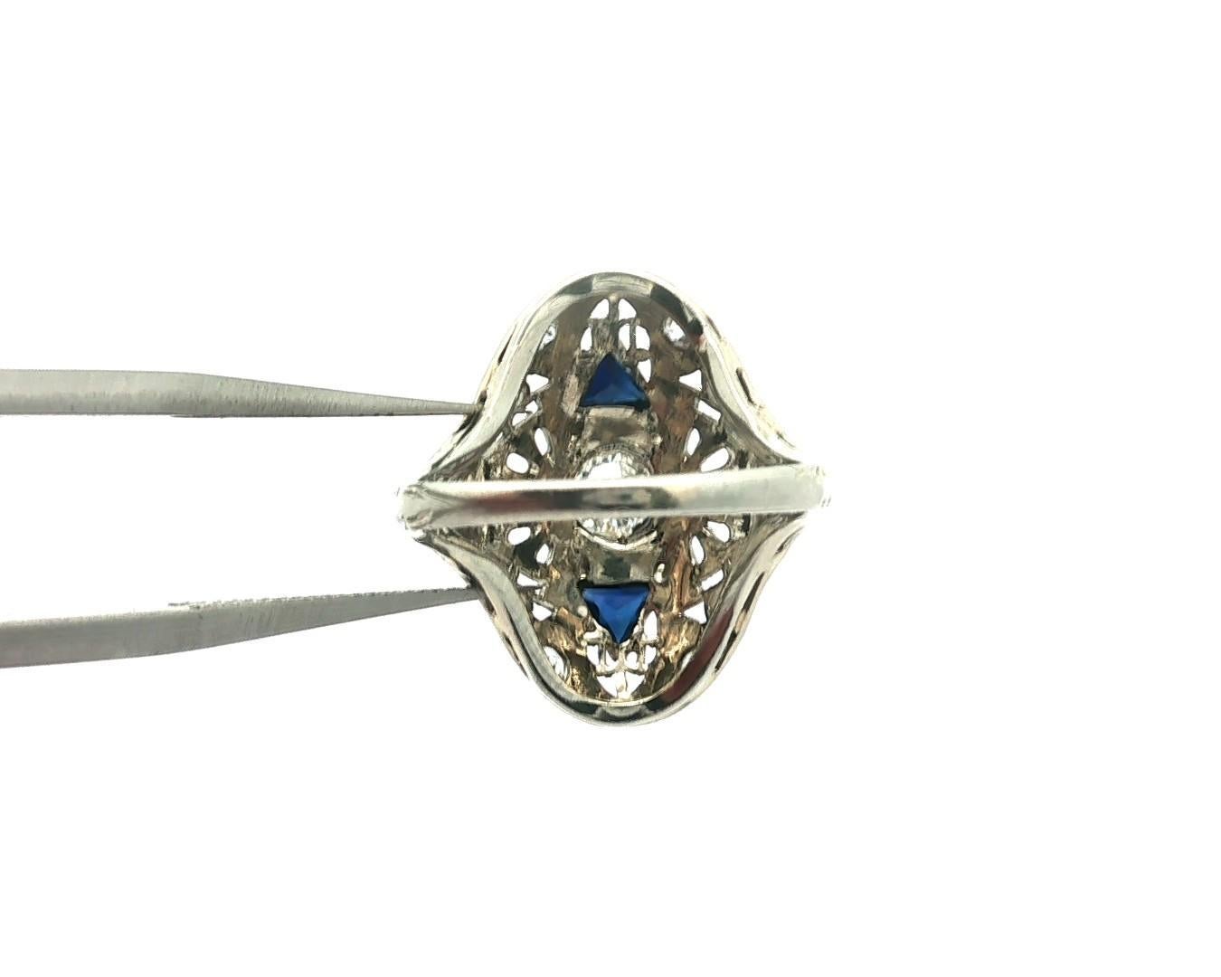 Anello da cena floreale in filigrana di diamanti in oro bianco 18k Art Deco in vendita 5