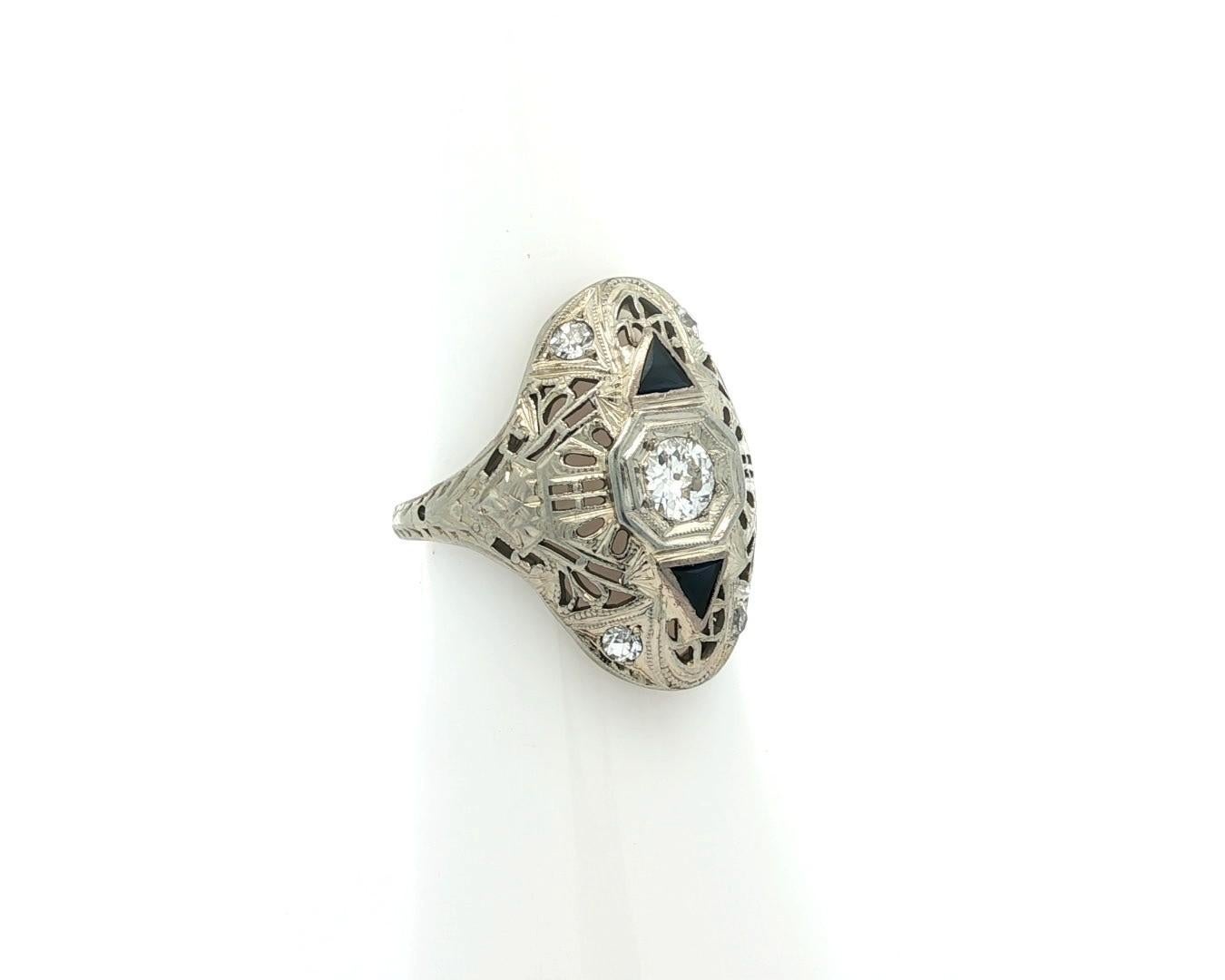 Anello da cena floreale in filigrana di diamanti in oro bianco 18k Art Deco in vendita 1