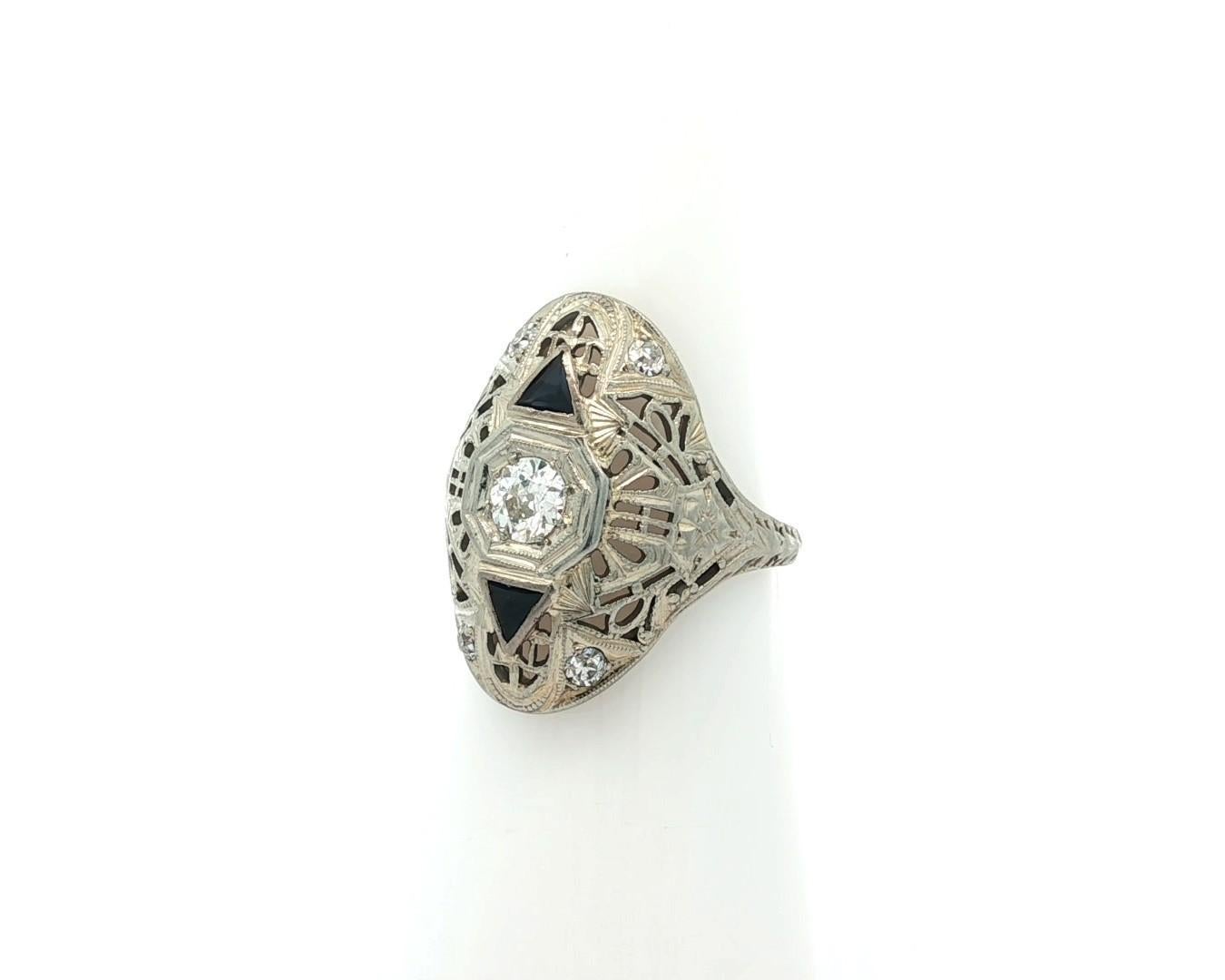 Anello da cena floreale in filigrana di diamanti in oro bianco 18k Art Deco in vendita 2