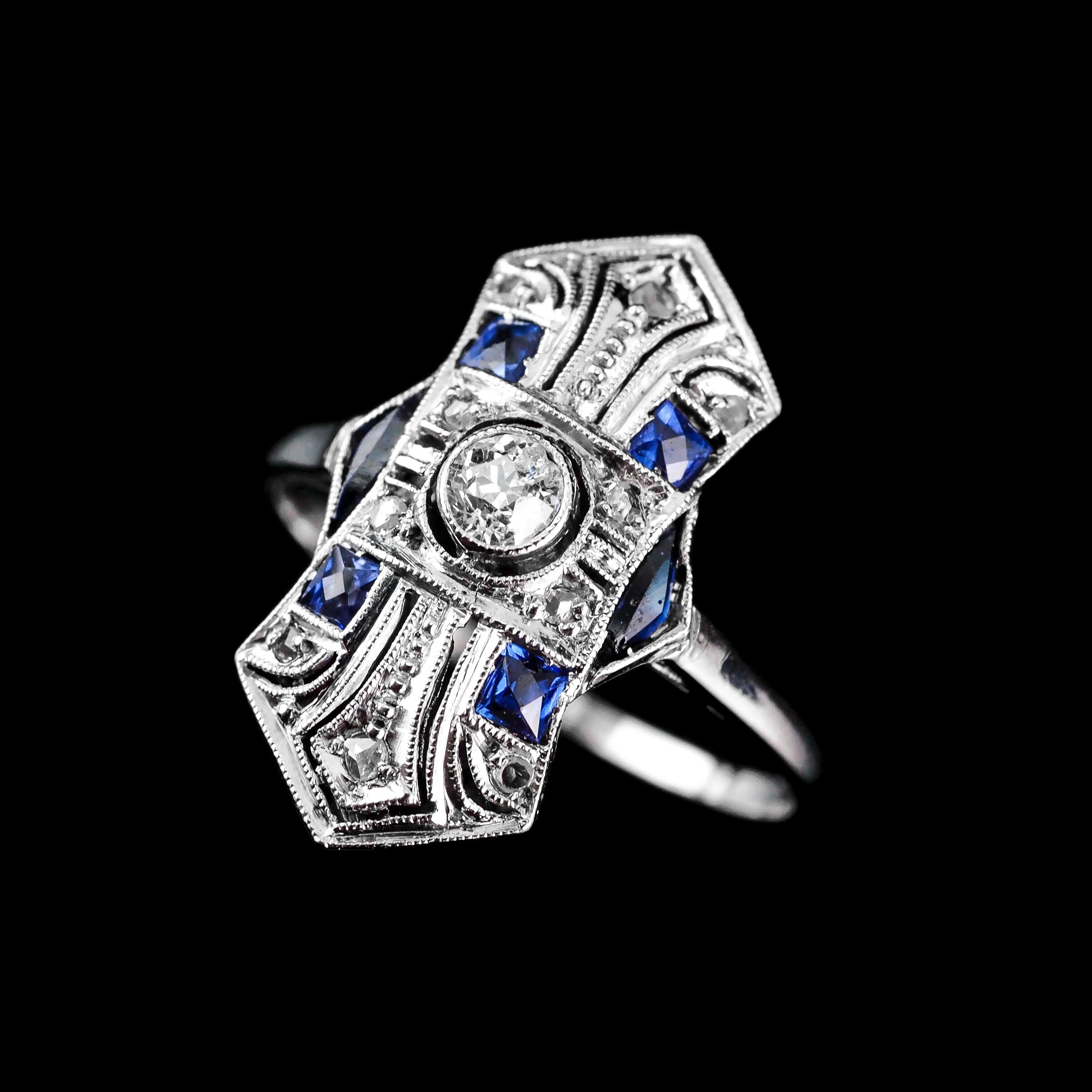 Women's or Men's Antique Art Deco 18k White Gold Diamond & Sapphire Ring For Sale