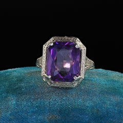 Antique Art Deco 18K White Gold Emerald Cut Amethyst Filigree Cocktail Ring