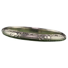 Antique Art Deco 18K White Gold Engraved Pattern Wedding Band