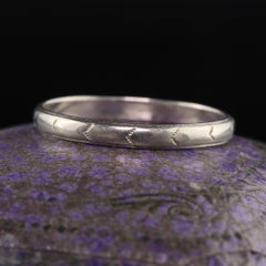 Antique Art Deco 18K White Gold Engraved Wedding Band
