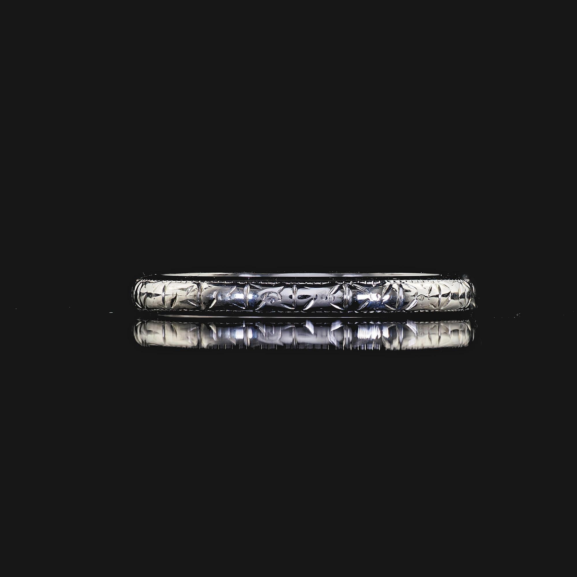 Alliance Art déco ancienne gravée en or blanc 18 carats - Taille 6 1/2 Pour femmes en vente