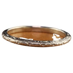 Retro Art Deco 18K White Gold Engraved Wedding Band