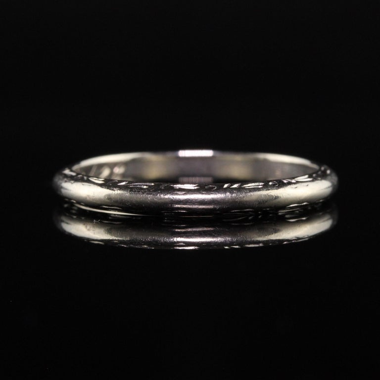 Antique Art Deco 18K White Gold Engraved Wedding Band For Sale at 1stDibs