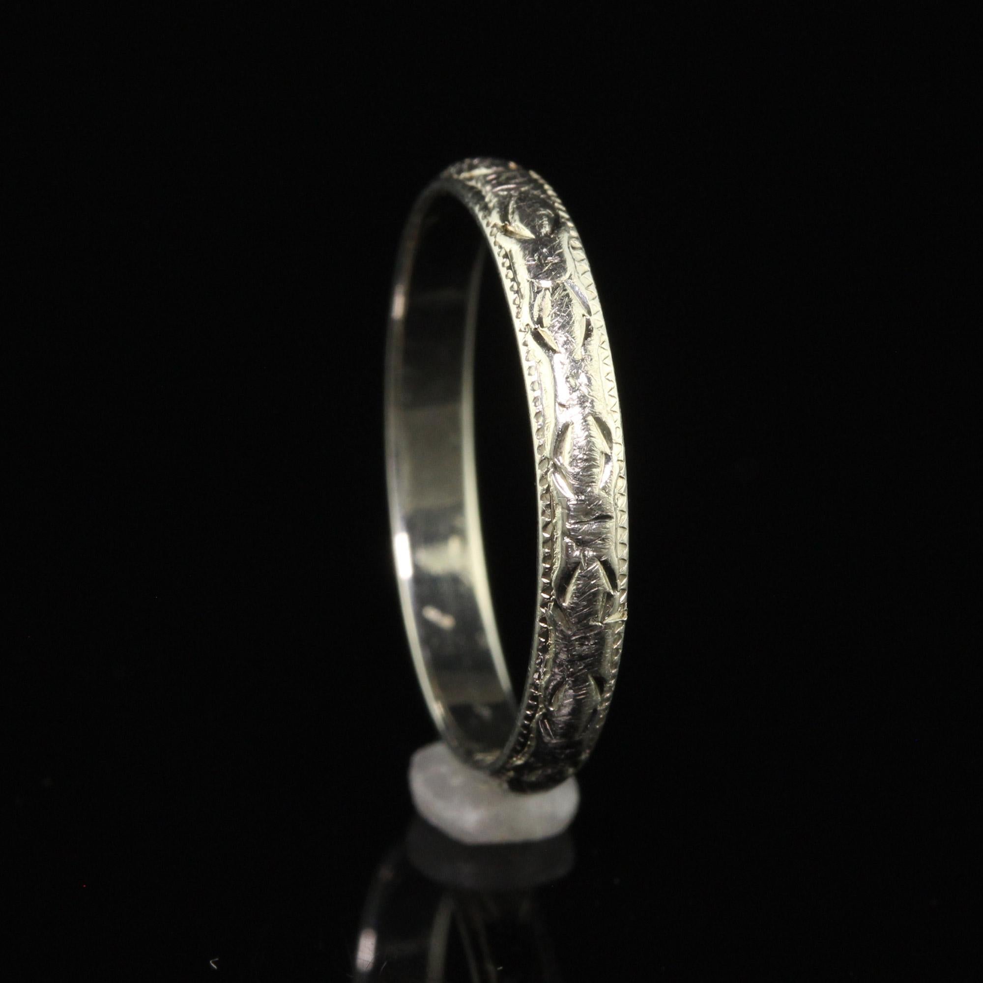 Antique Art Deco 18K White Gold Engraved Wedding Band - Size 6 For Sale 1